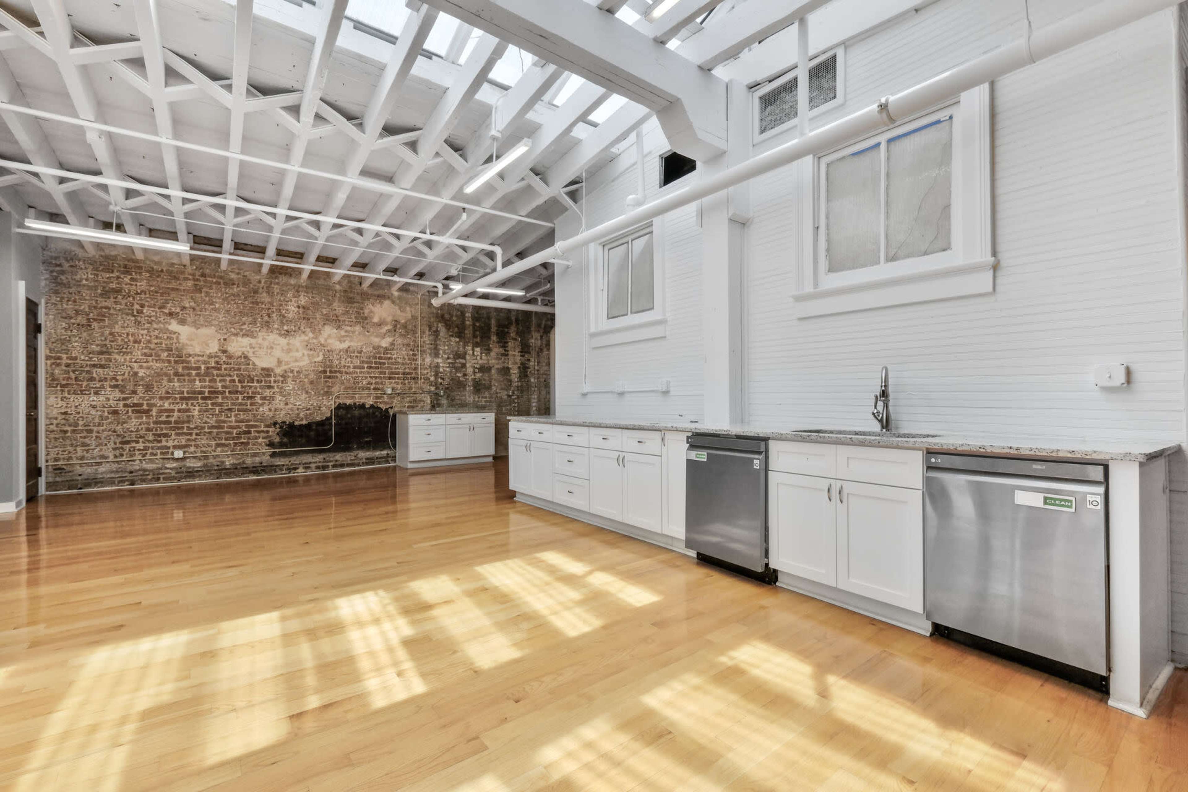 Top of the Line Event space, great for engagement Parties, meetings, dancing, and more!!! Image in 11th Ward, New Orleans, LA