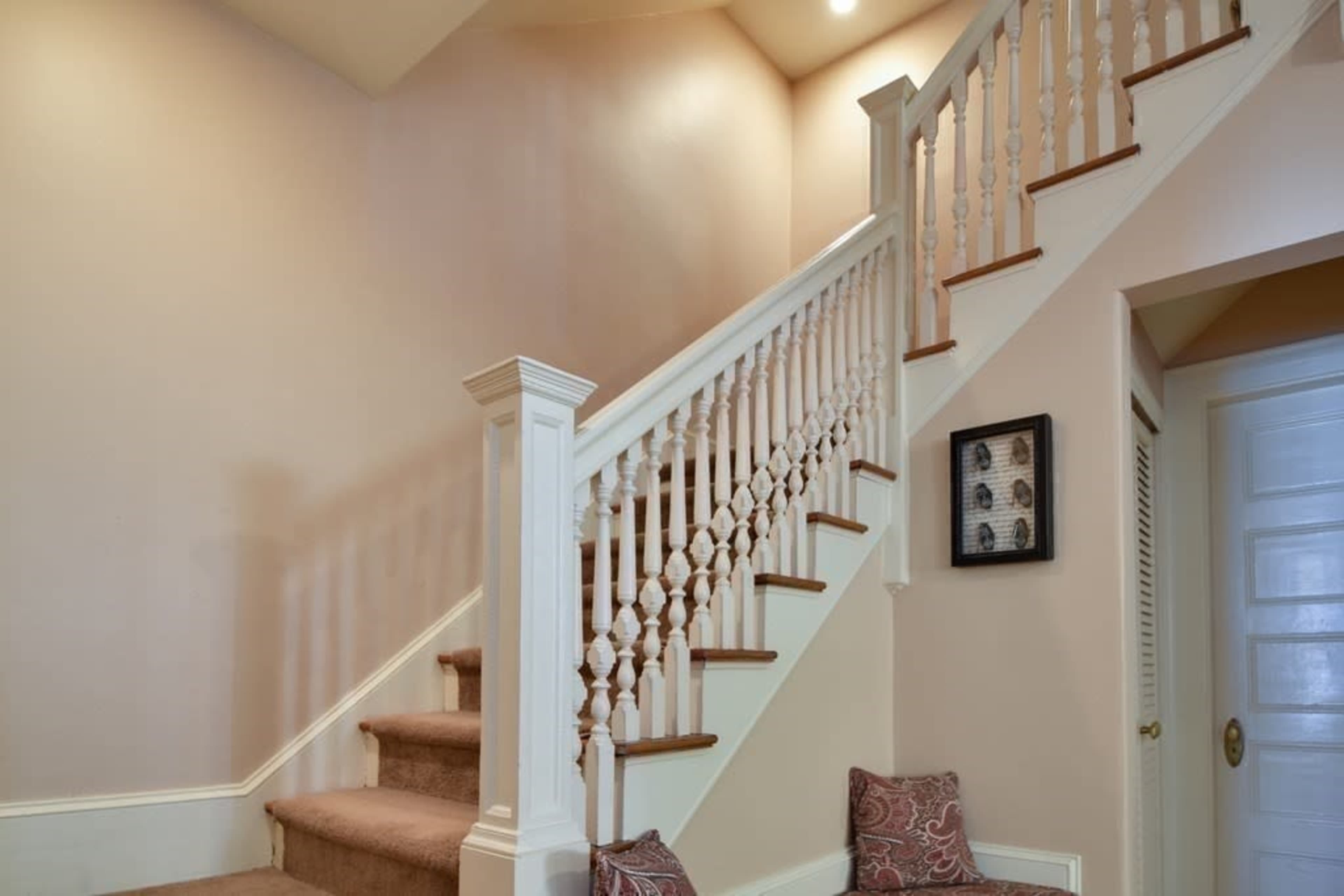 Big and Charming Beach-Area Victorian with spa, hottub and deck Image in Rockport, Rockport, MA