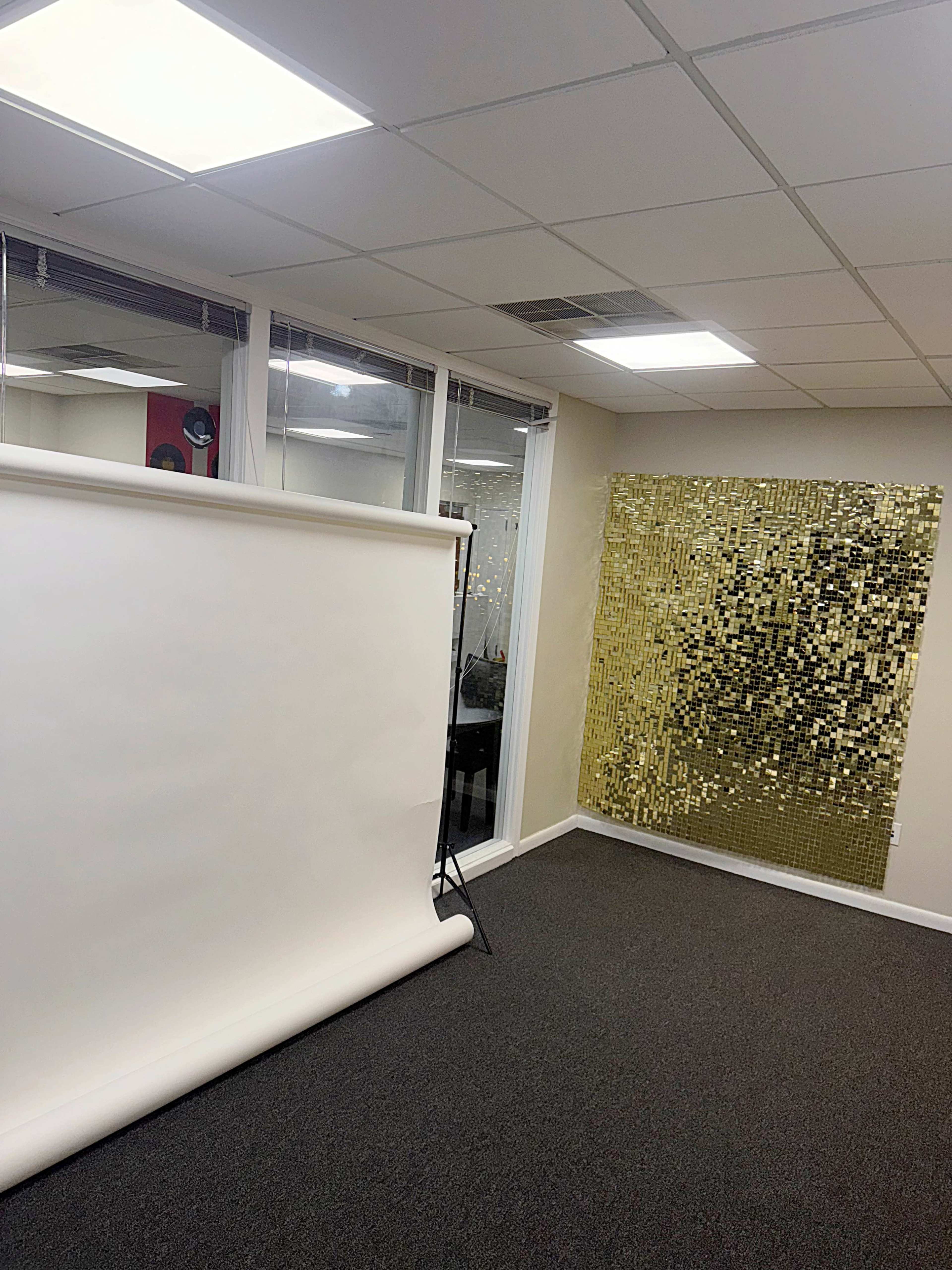 Cozy Photo & Film Studio with City View Image in Journal Square, Jersey City, NJ