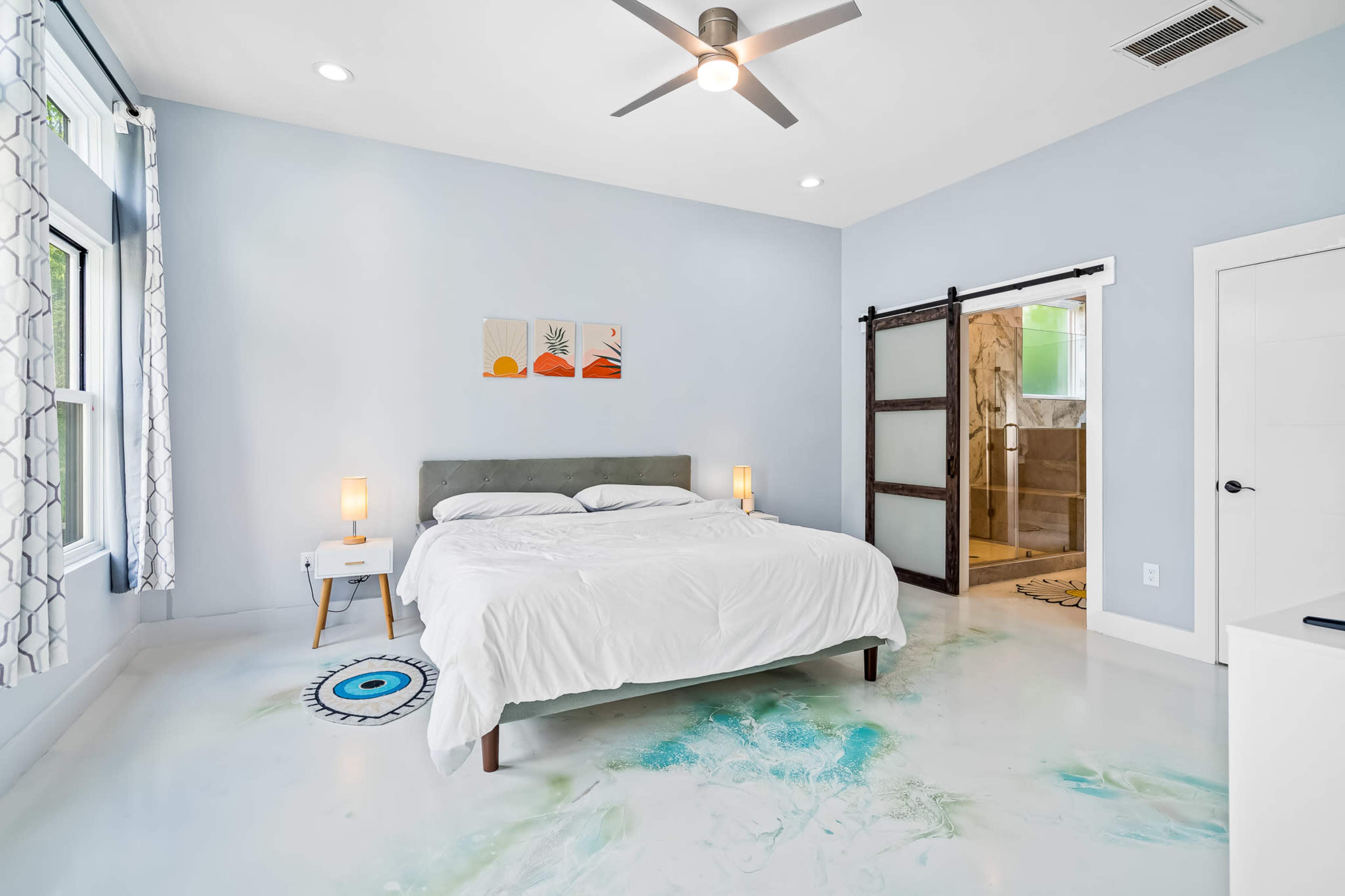 Downtown Chic Luxury Loft w/Rooftop Image in Durham, Durham, NC