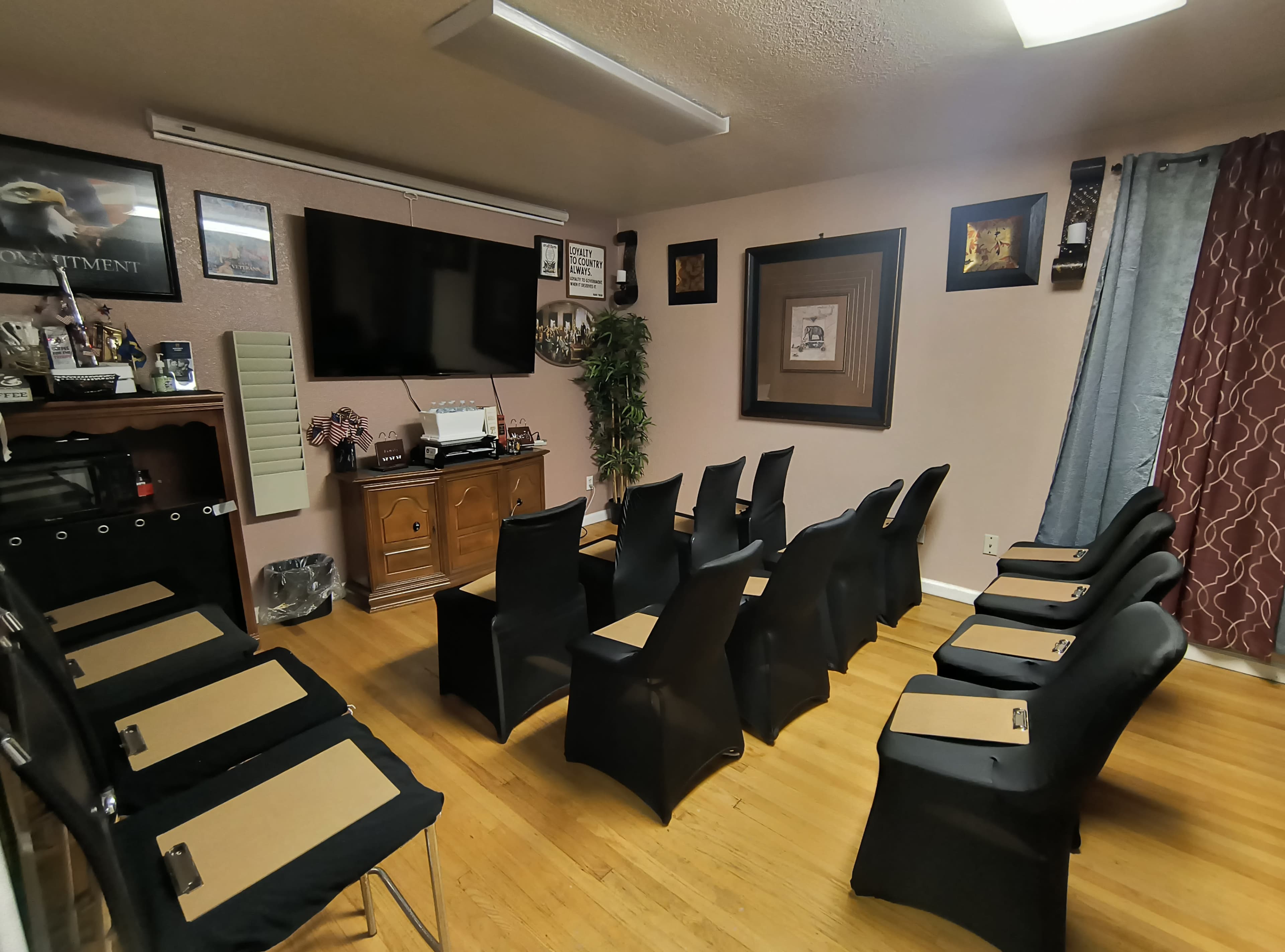 Arden All-in-One Workspace Image in Arden-Arcade, Sacramento, CA