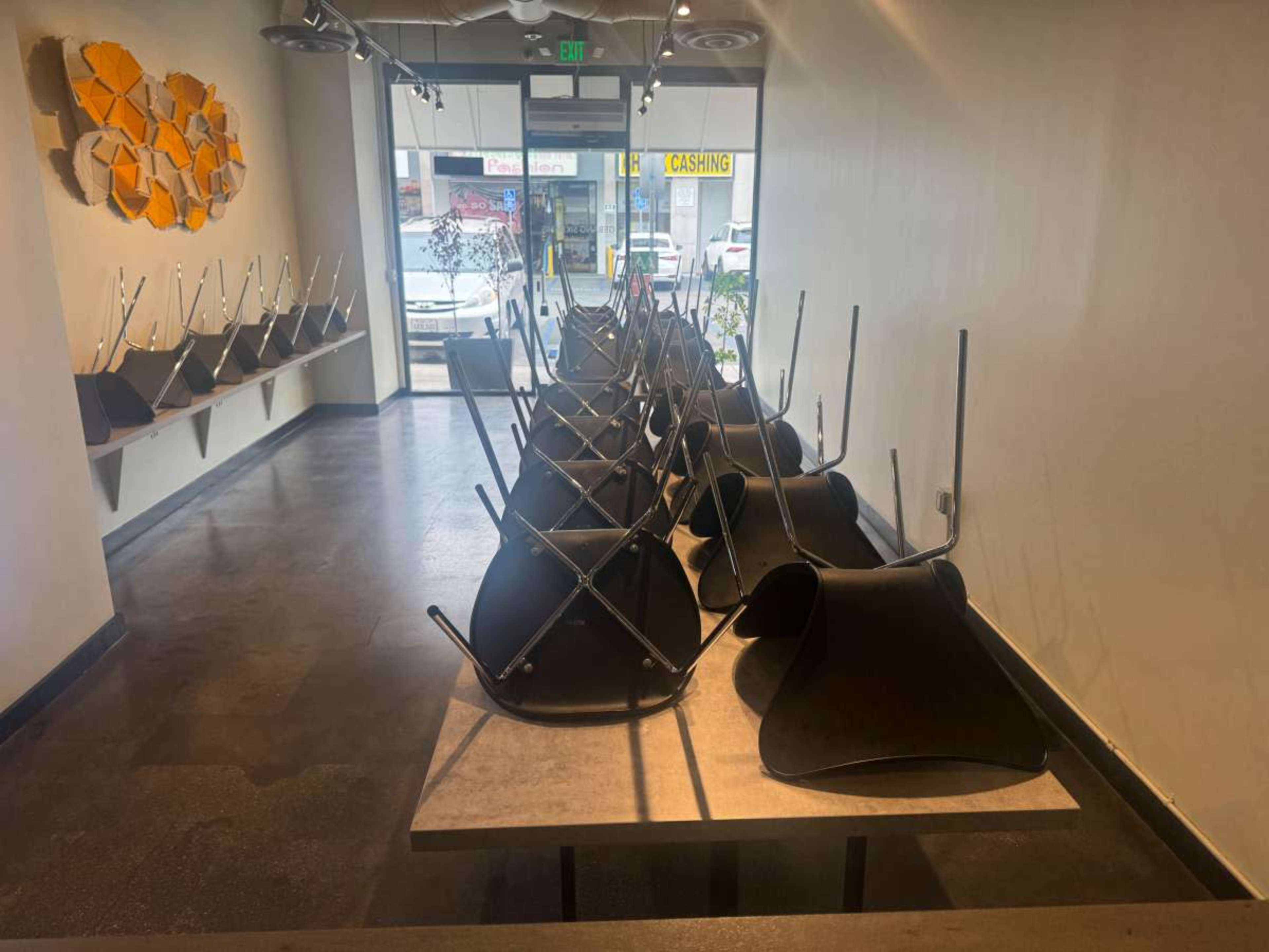 Koreatown Minimalist Gem – White Box Studio w/ Concrete Floors 1100 sqft Image in Koreatown, los angeles, CA