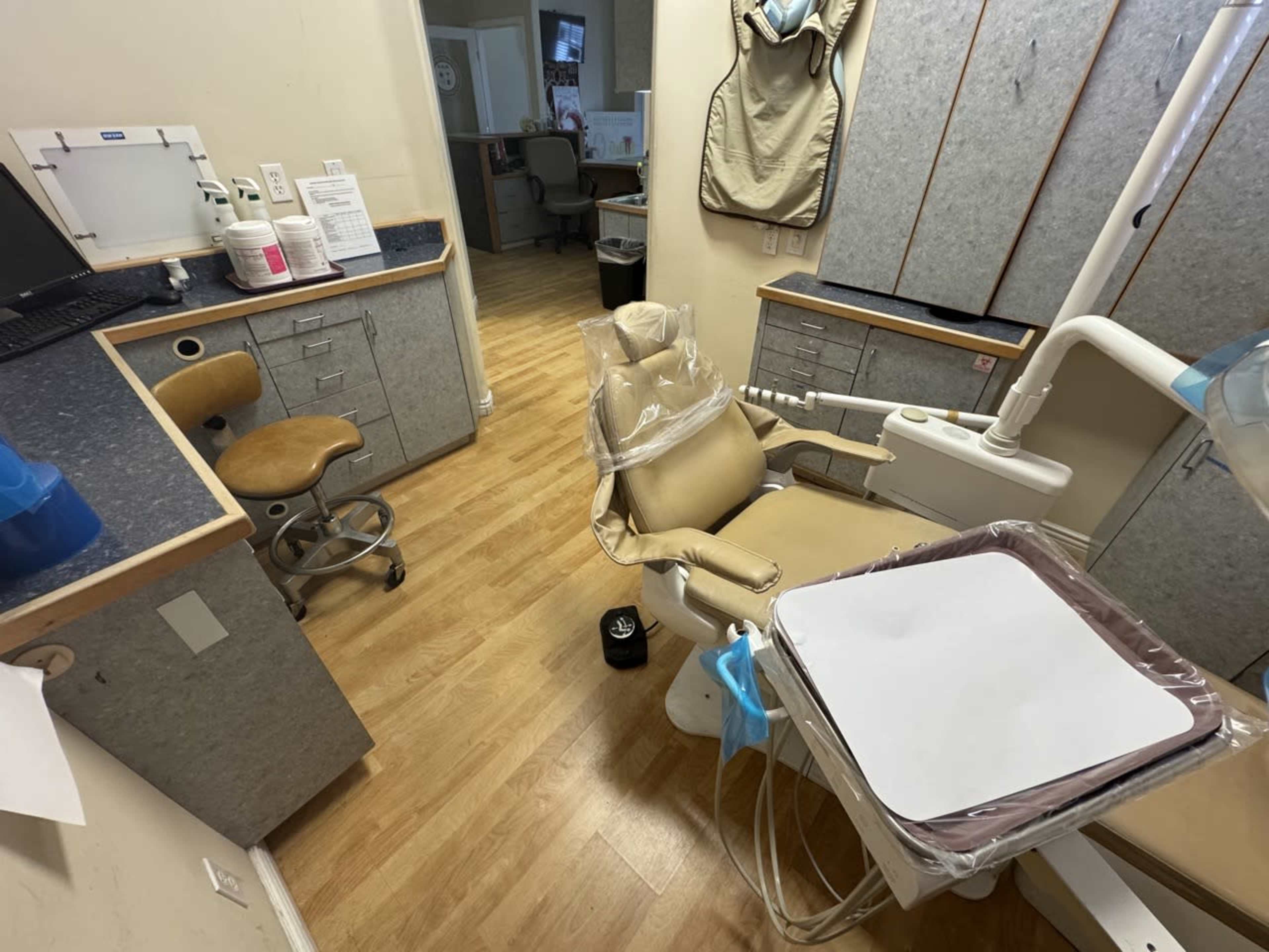 Beautiful Doctor’s Office – Perfect for Medical Scenes & Filming Image in Bungalow Heaven, pasadena, CA