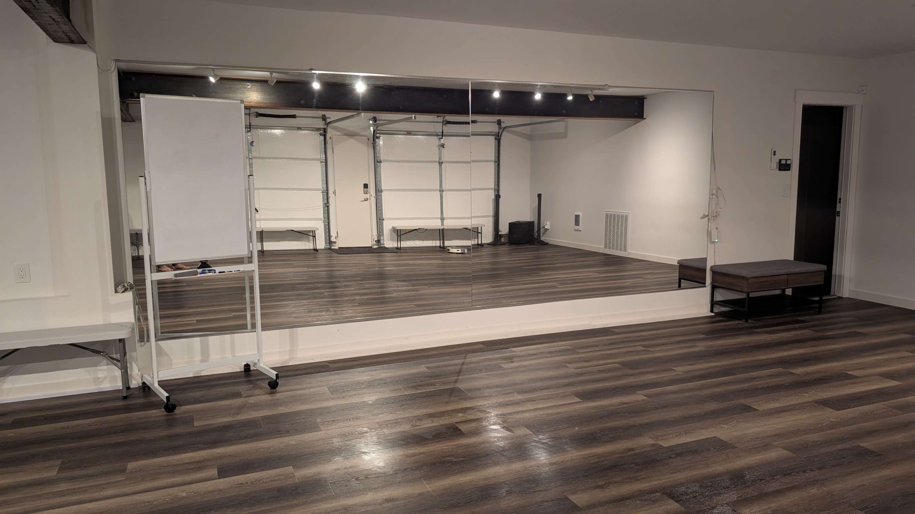 Spacious Garage Studio with AC Image in Tukwila, Tukwila, WA