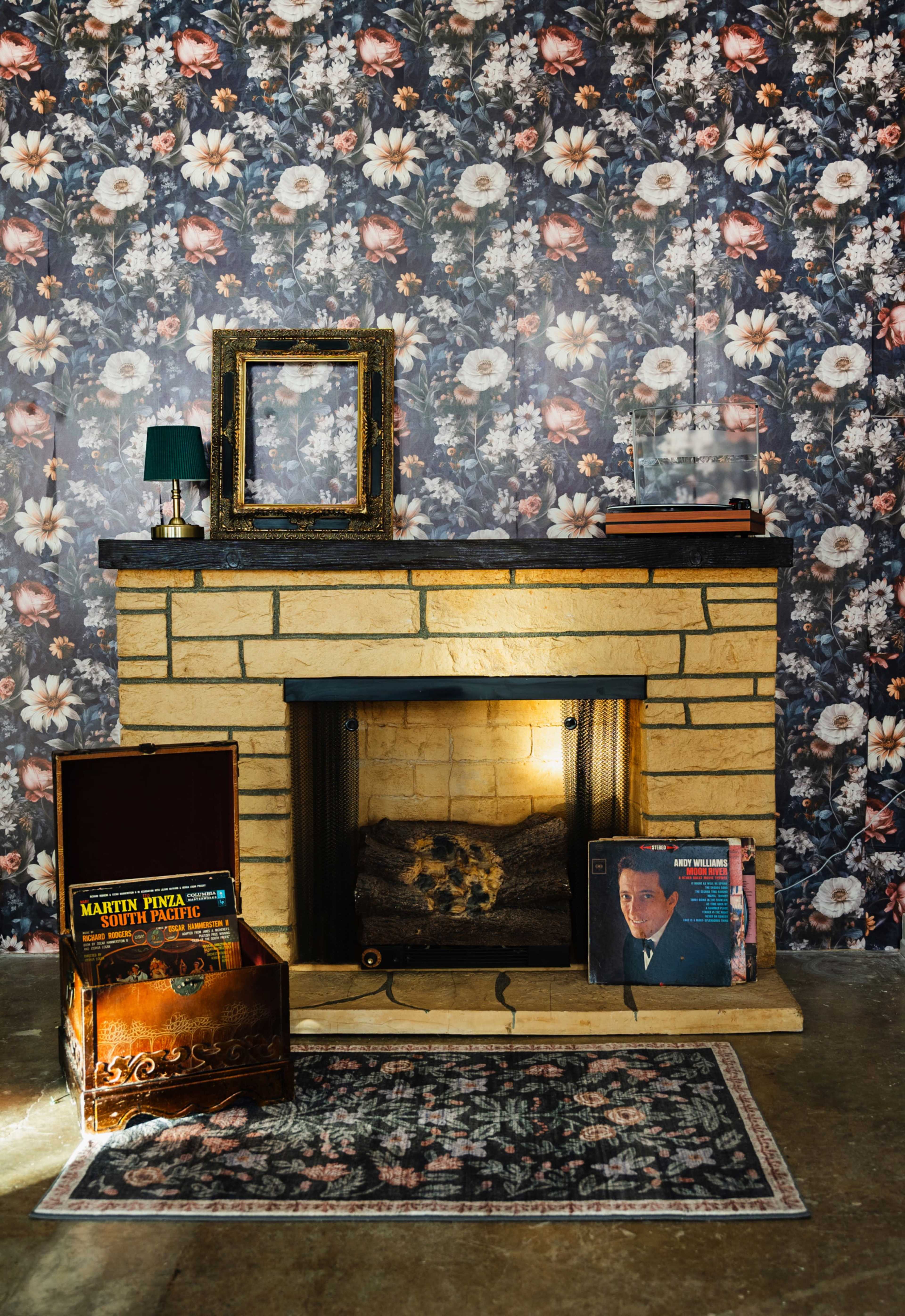 Industrial Creative Loft | Photo, Film & Podcast Studio Image in Central Fort Lauderdale, Ft. Lauderdale, FL