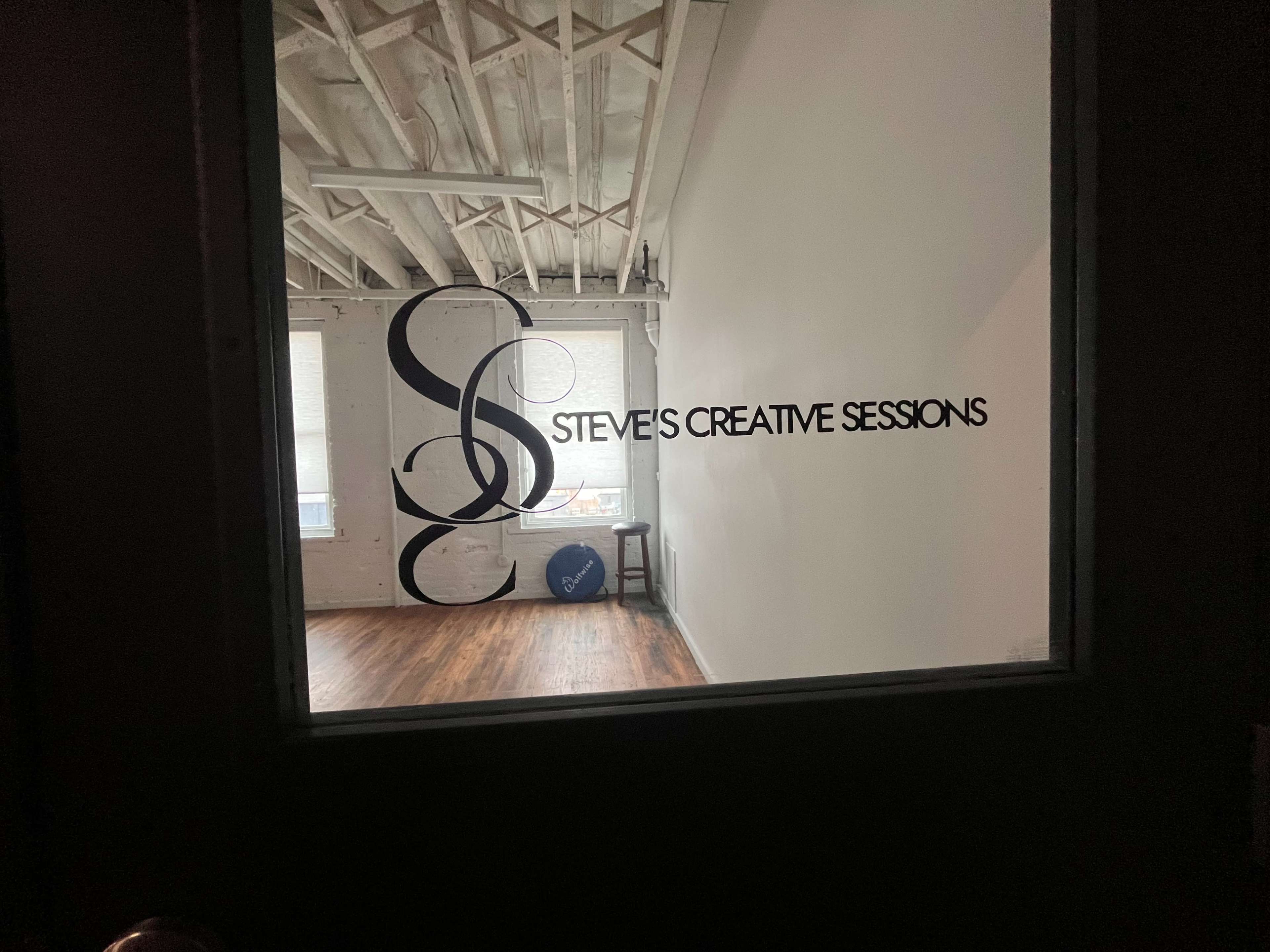 Photography Studio For Rent Image in South Columbus, Columbus, OH