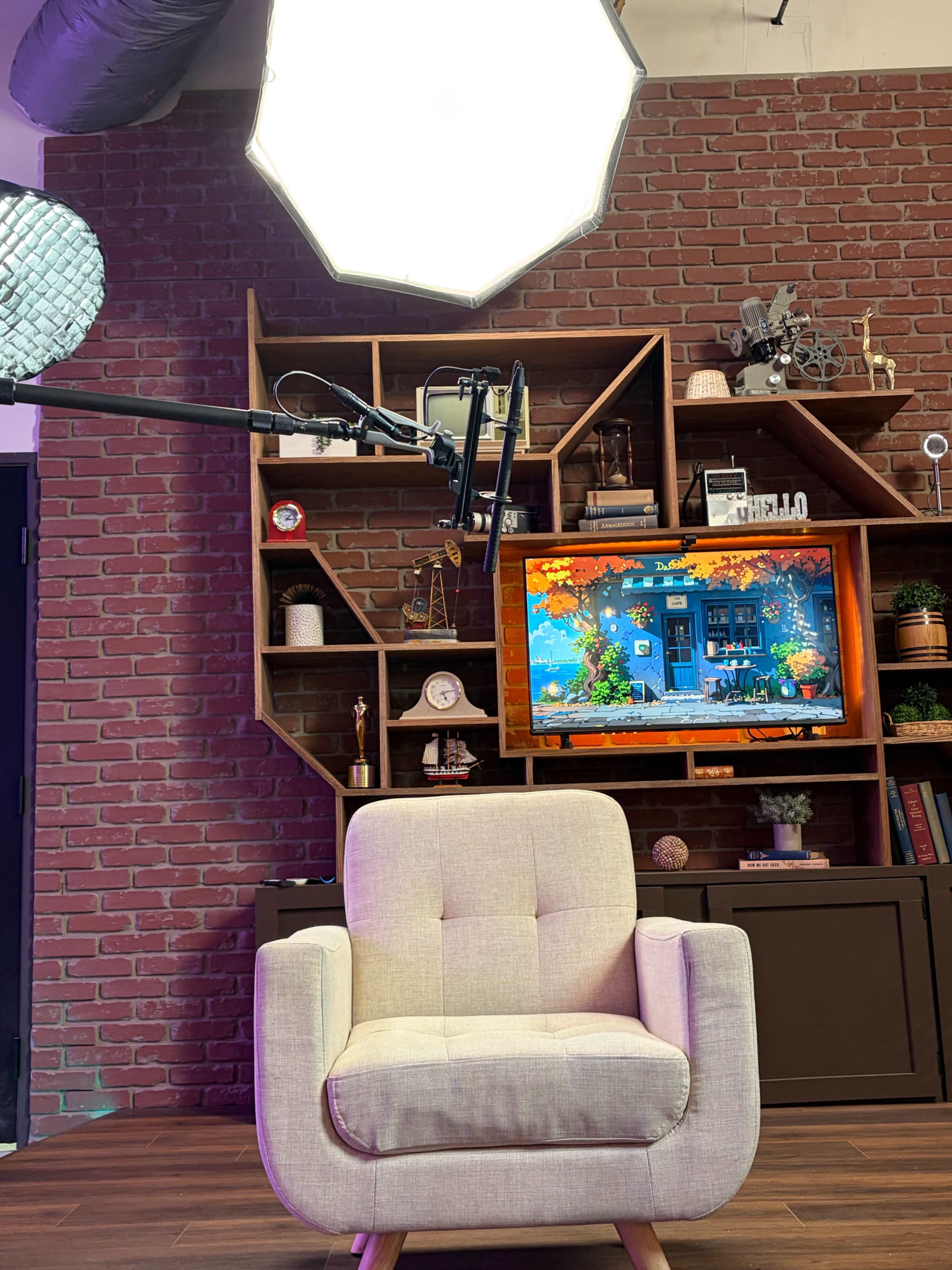 Pre-Lit Talk Show Style Studio Image in Richardson, Richardson, TX
