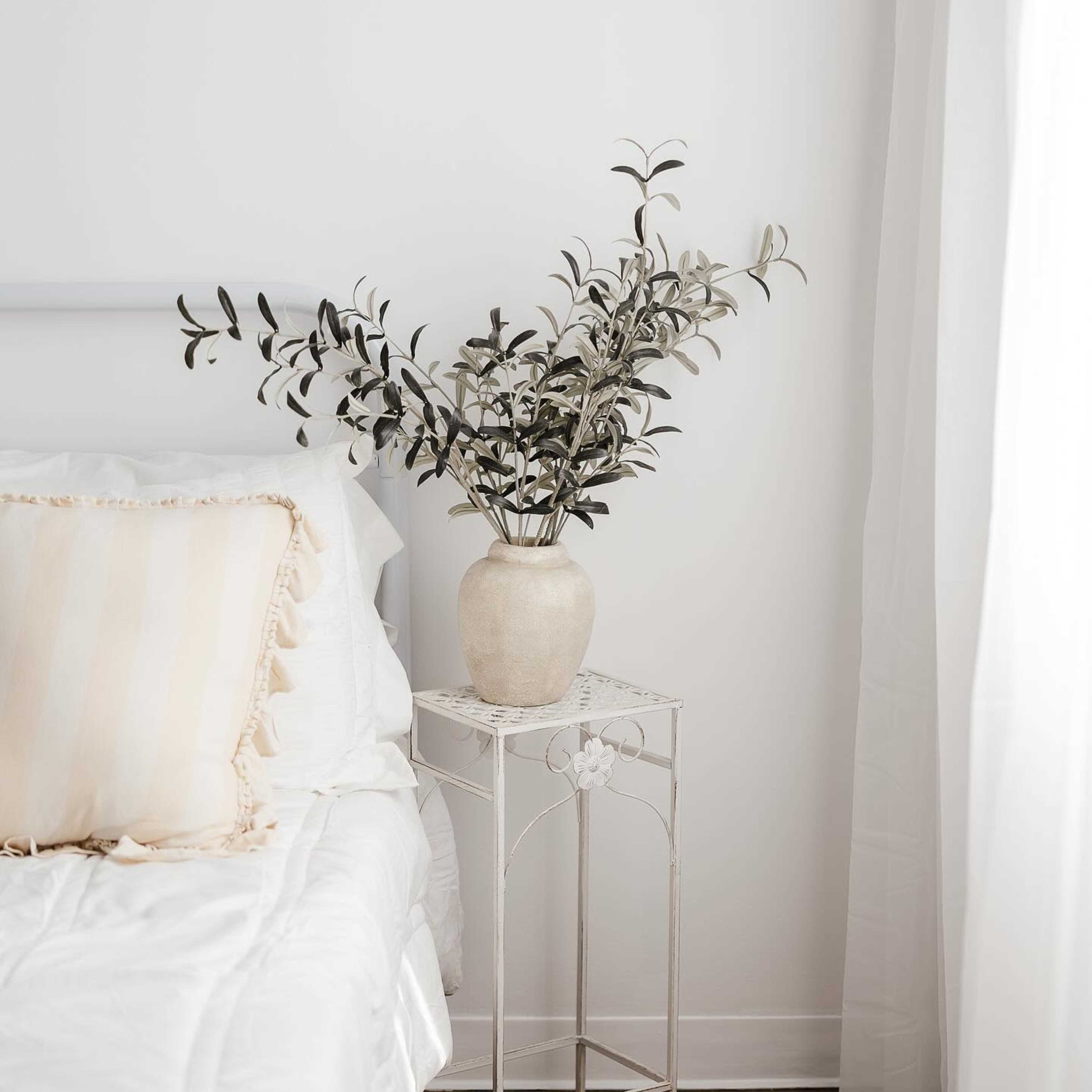 Light and airy west side studio Image in Speedway, Speedway, IN