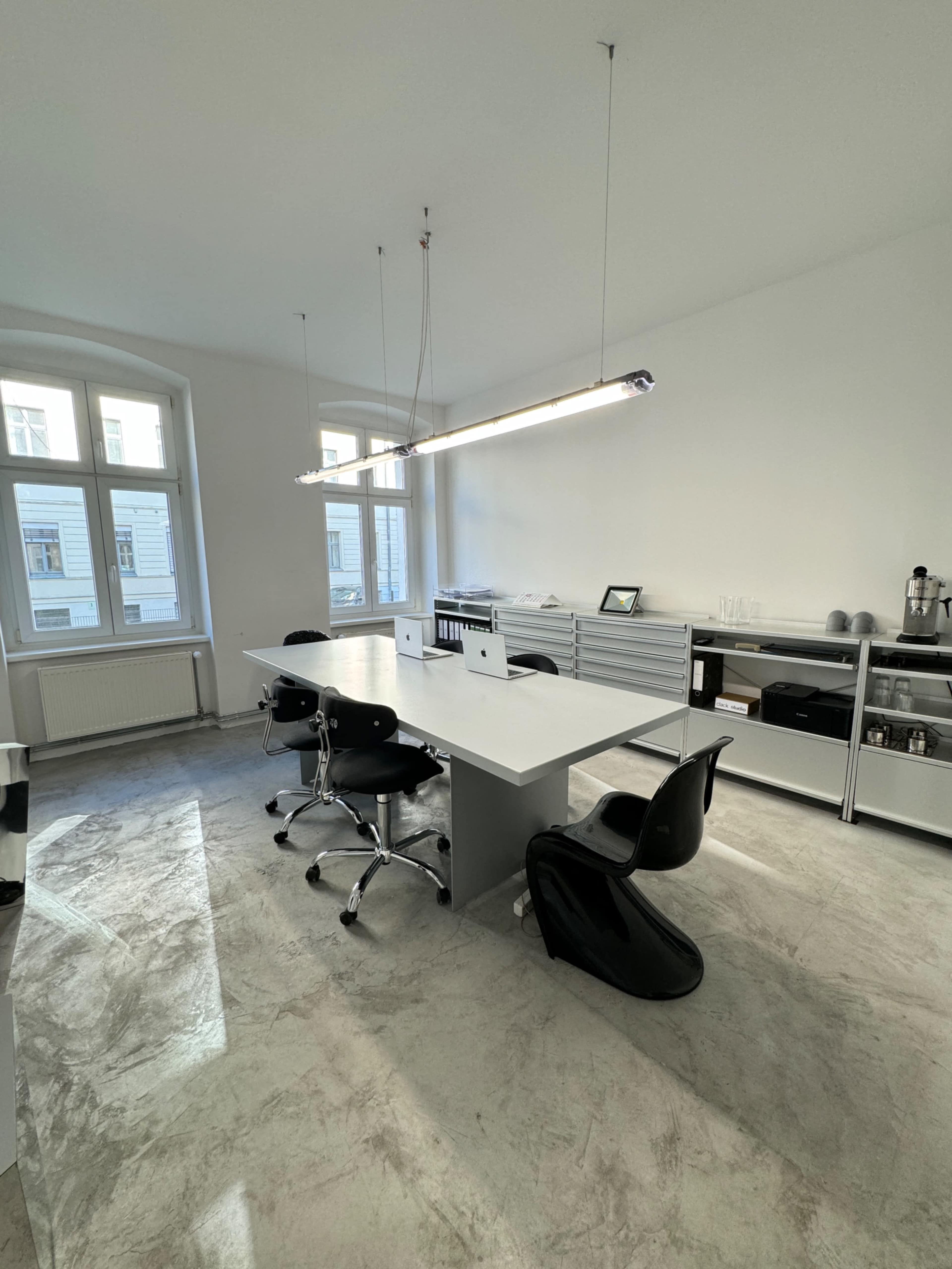 Exklusiver Event- und Office Space – Ein Design-Meisterwerk mit einzigartigen Möbeln und außergewöhnlichen Objekten. Image in Mitte, Berlin