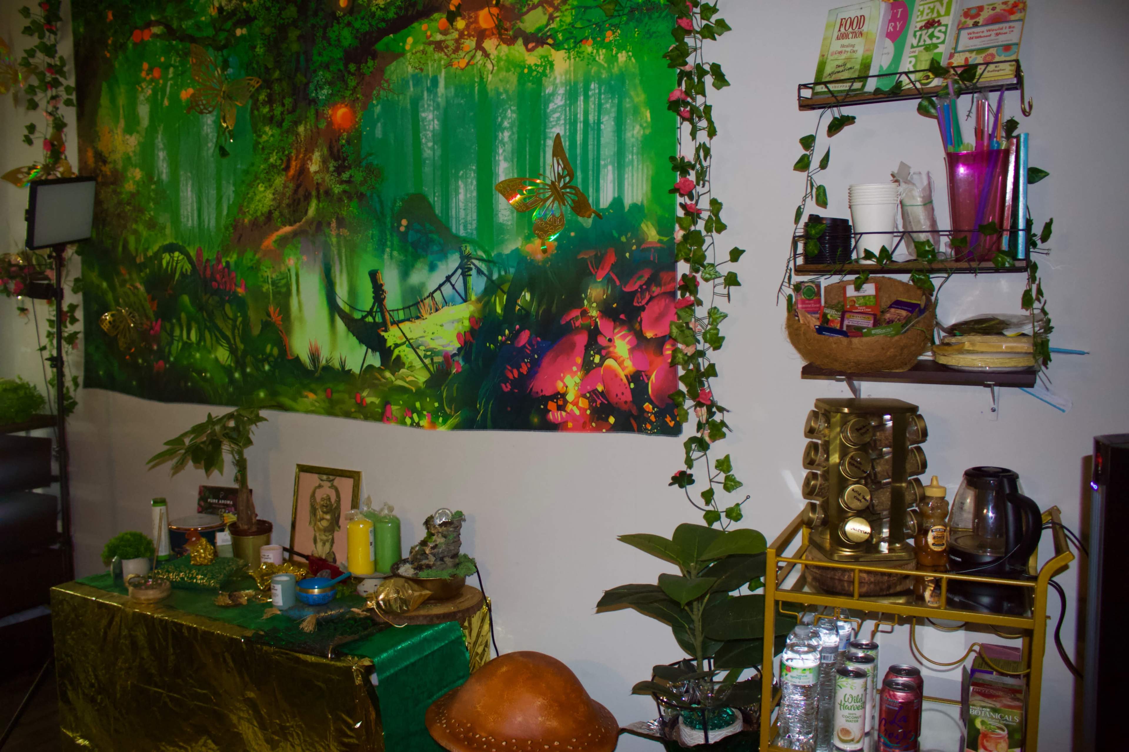 Glam & Self-Care Suite for Makeup, Hair, Esthetician, & Content Creation Image in Catonsville, Catonsville, MD