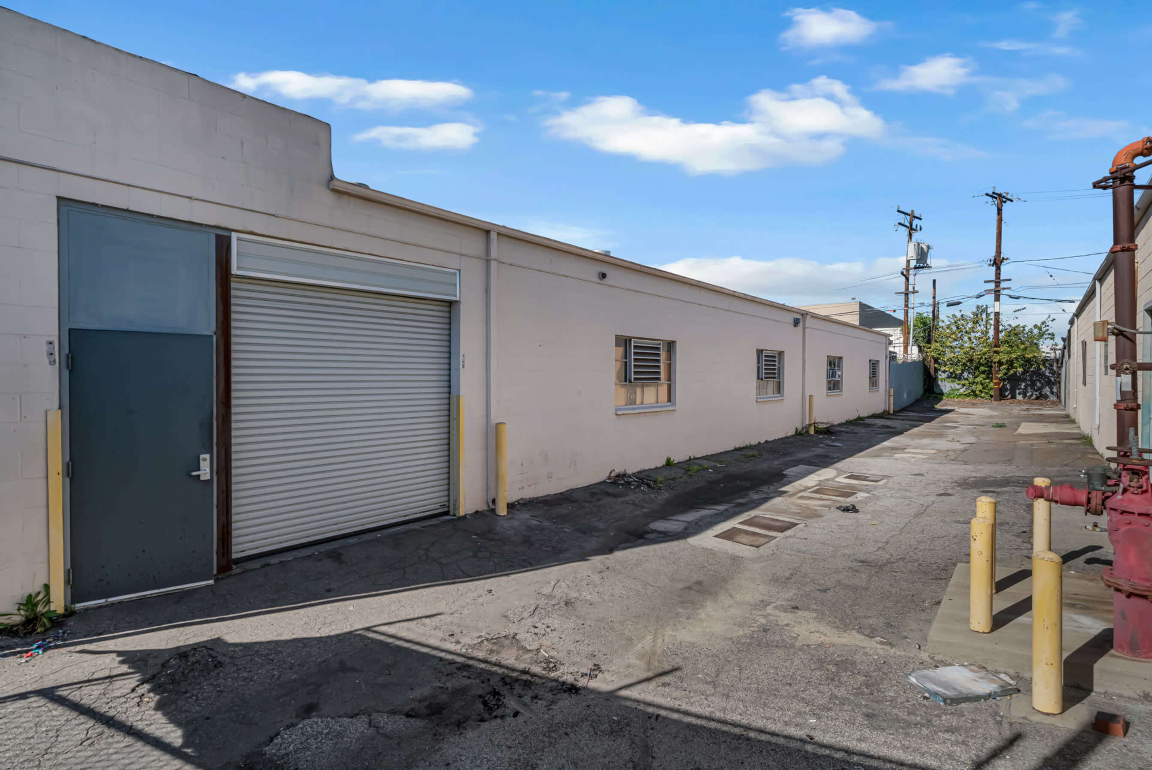 Modern 4,000 Sq Ft Event Warehouse in Anaheim Image in Northwest Anaheim, Anaheim, CA