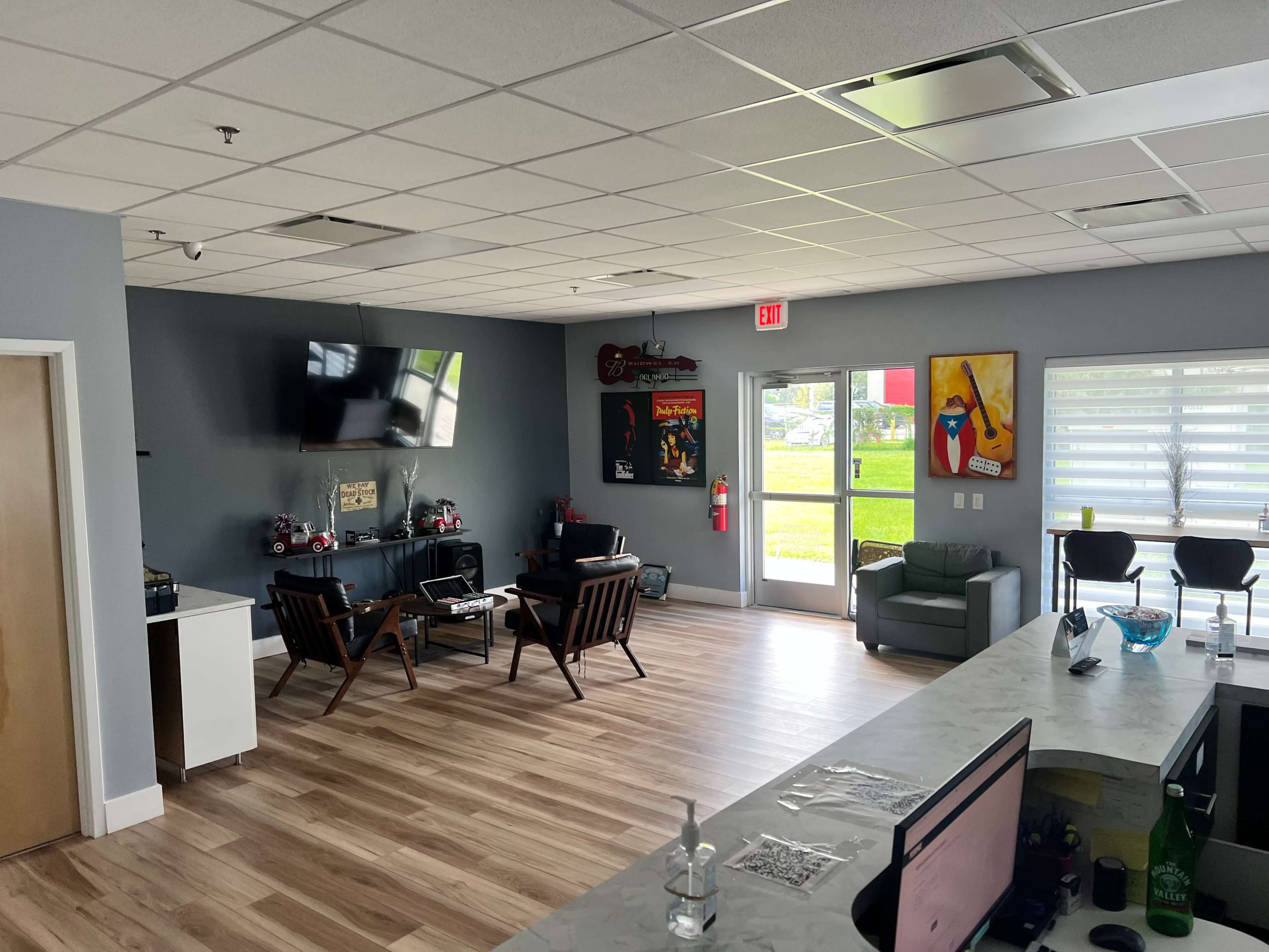 WAREHOUSE/OFFICE SPACE Image in Florida Center, Orlando, FL