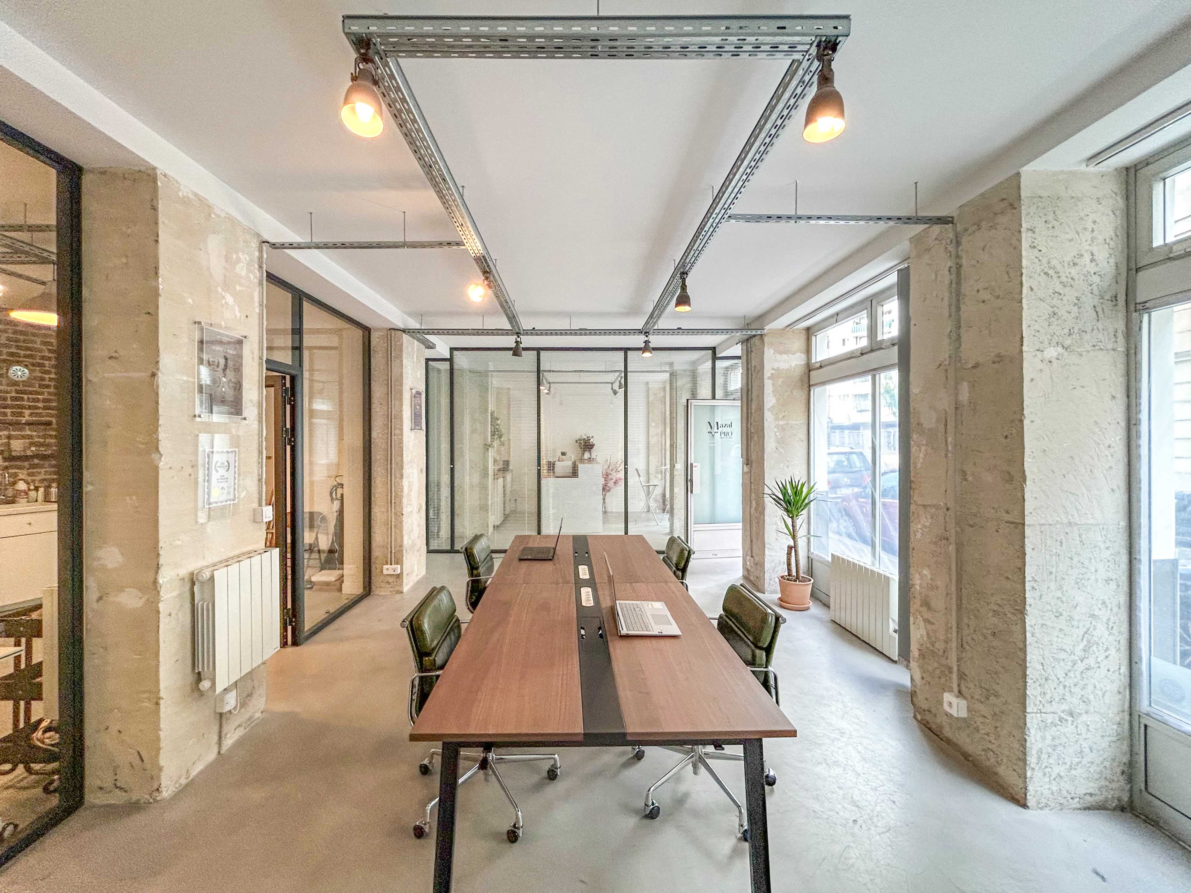 Bureaux lumineux et spacieux à Paris Image in Salpêtrière, Paris