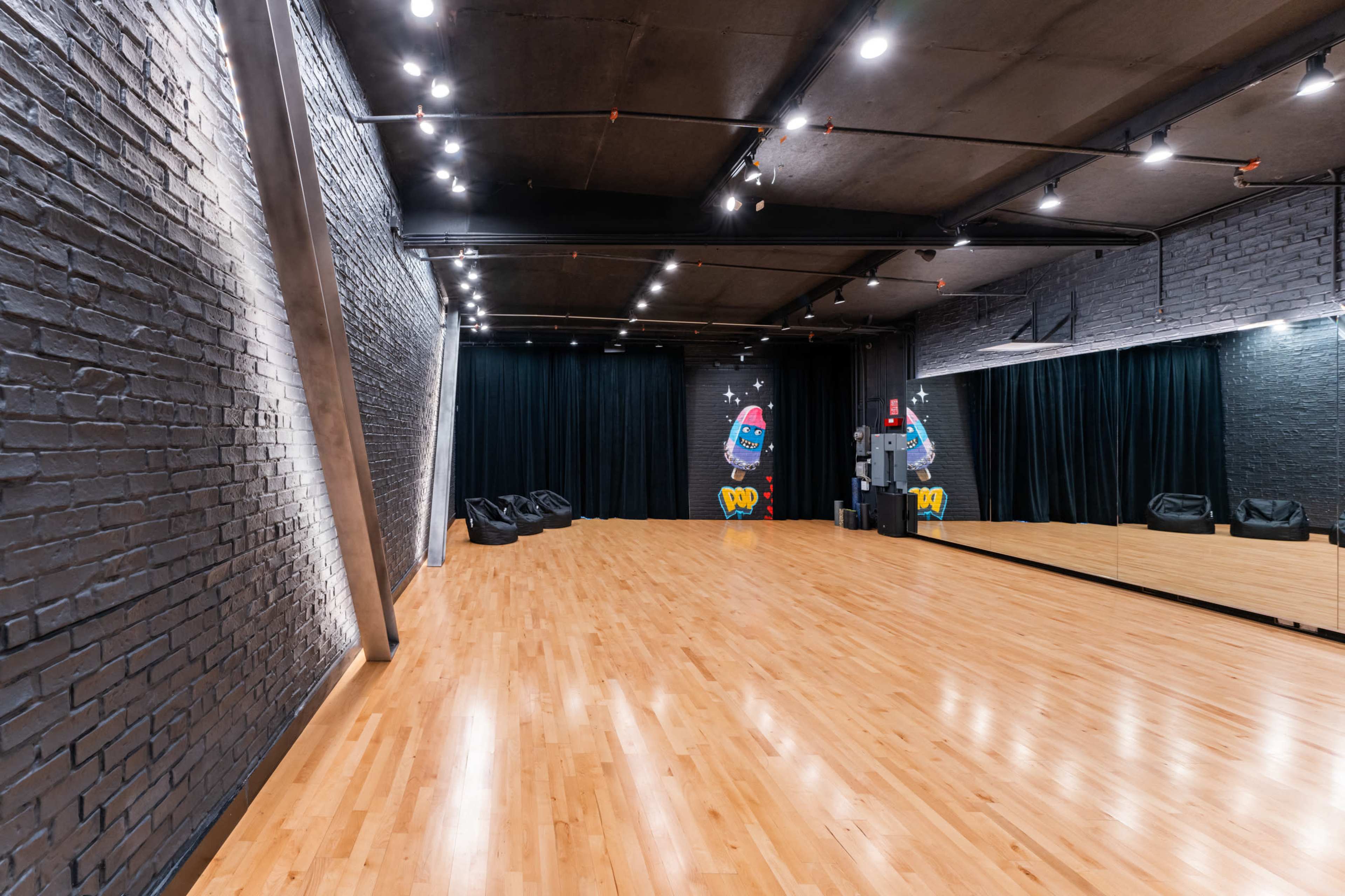 Theatre-Style Dance Rehearsal Studio Image in North Hollywood, North Hollywood, CA