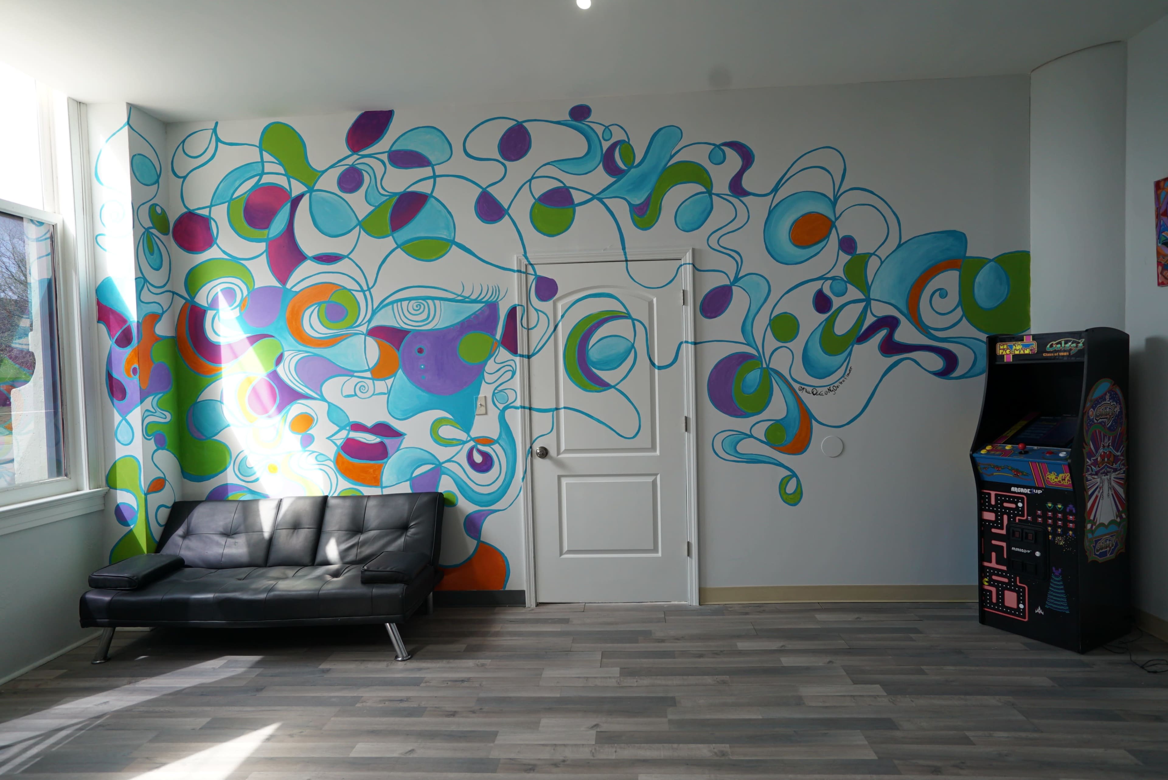 Bright Creative Meeting Space with Large Windows and Open Layout Image in Downtown West, Saint Louis, MO