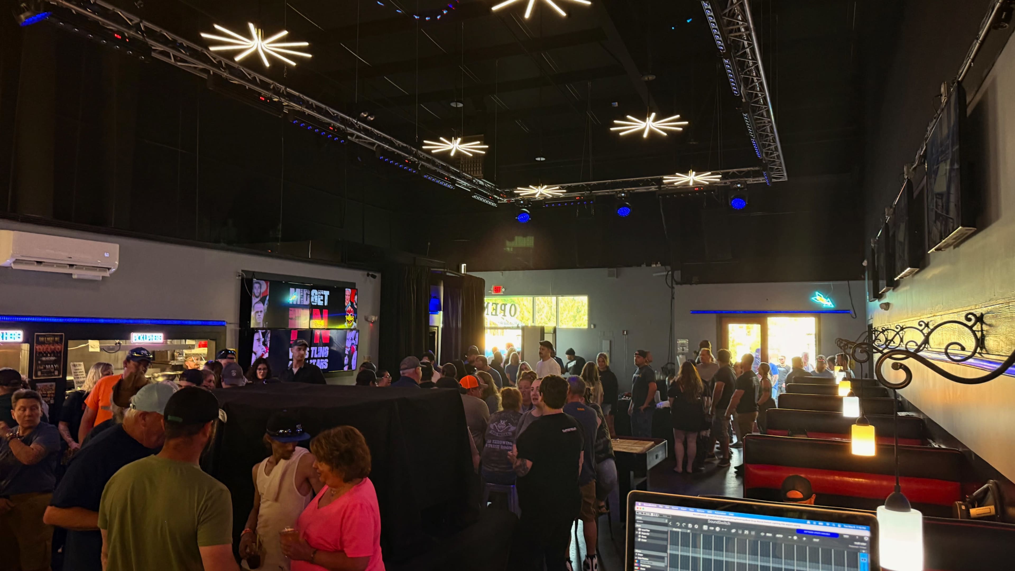 Modern Club Space w/ Stage & Bar in Lacey Image in Lacey, Lacey, WA
