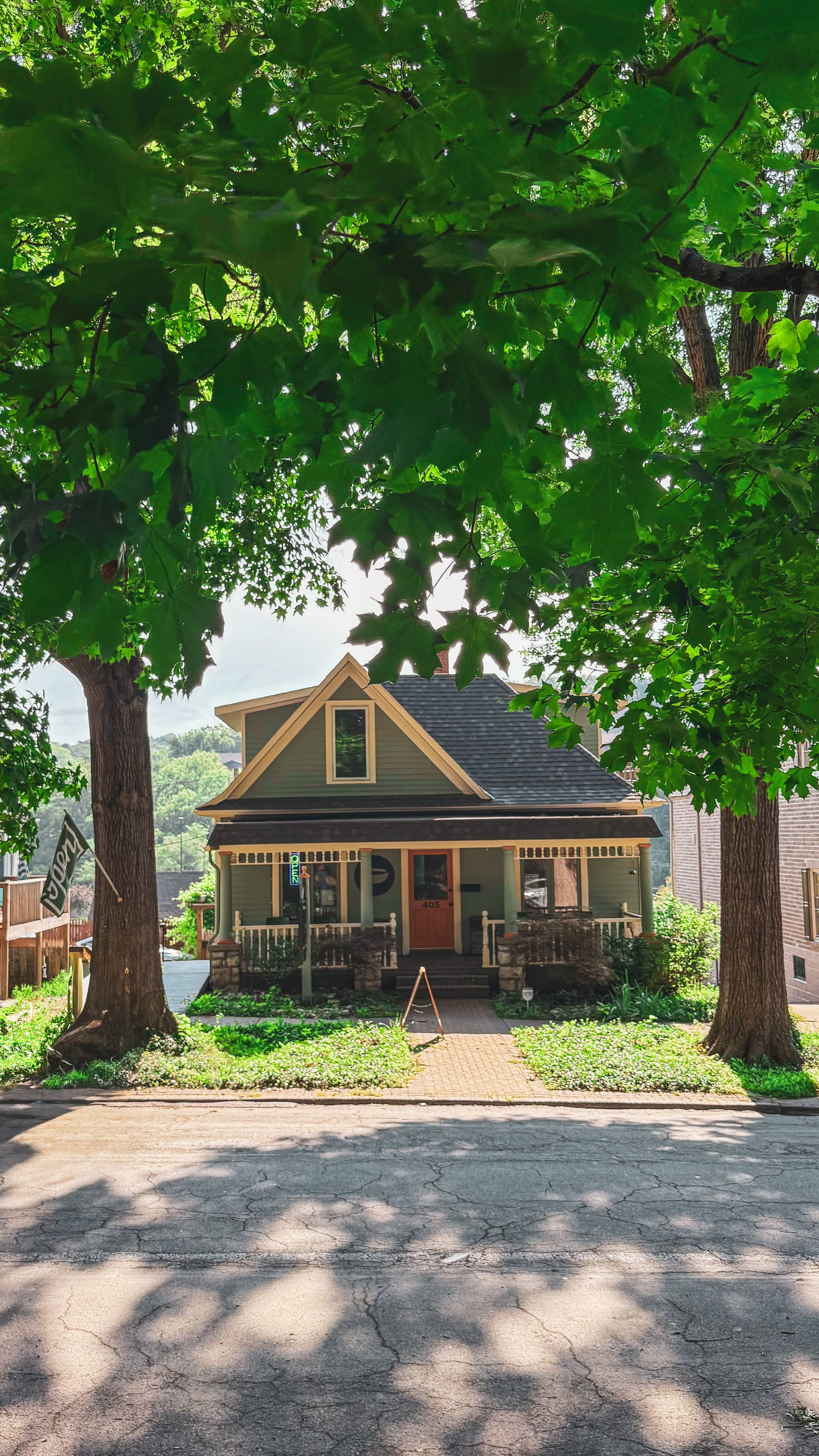 Cozy & Warm Parkville Coffeehouse Image in Sioux Township, Parkville, MO