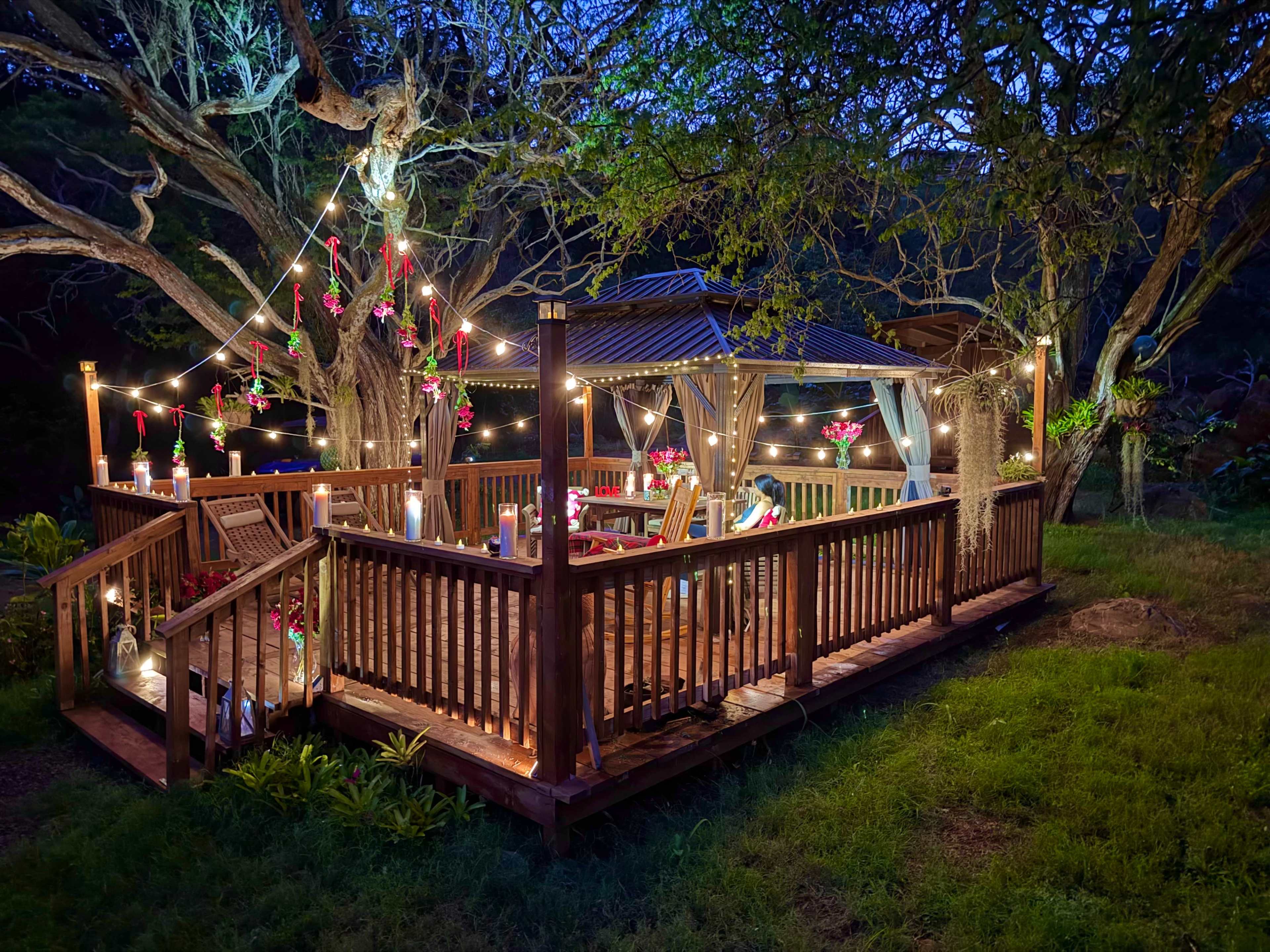 Private rustic gazebo in a fruit farm valley. Image in Makakilo, Kapolei, HI