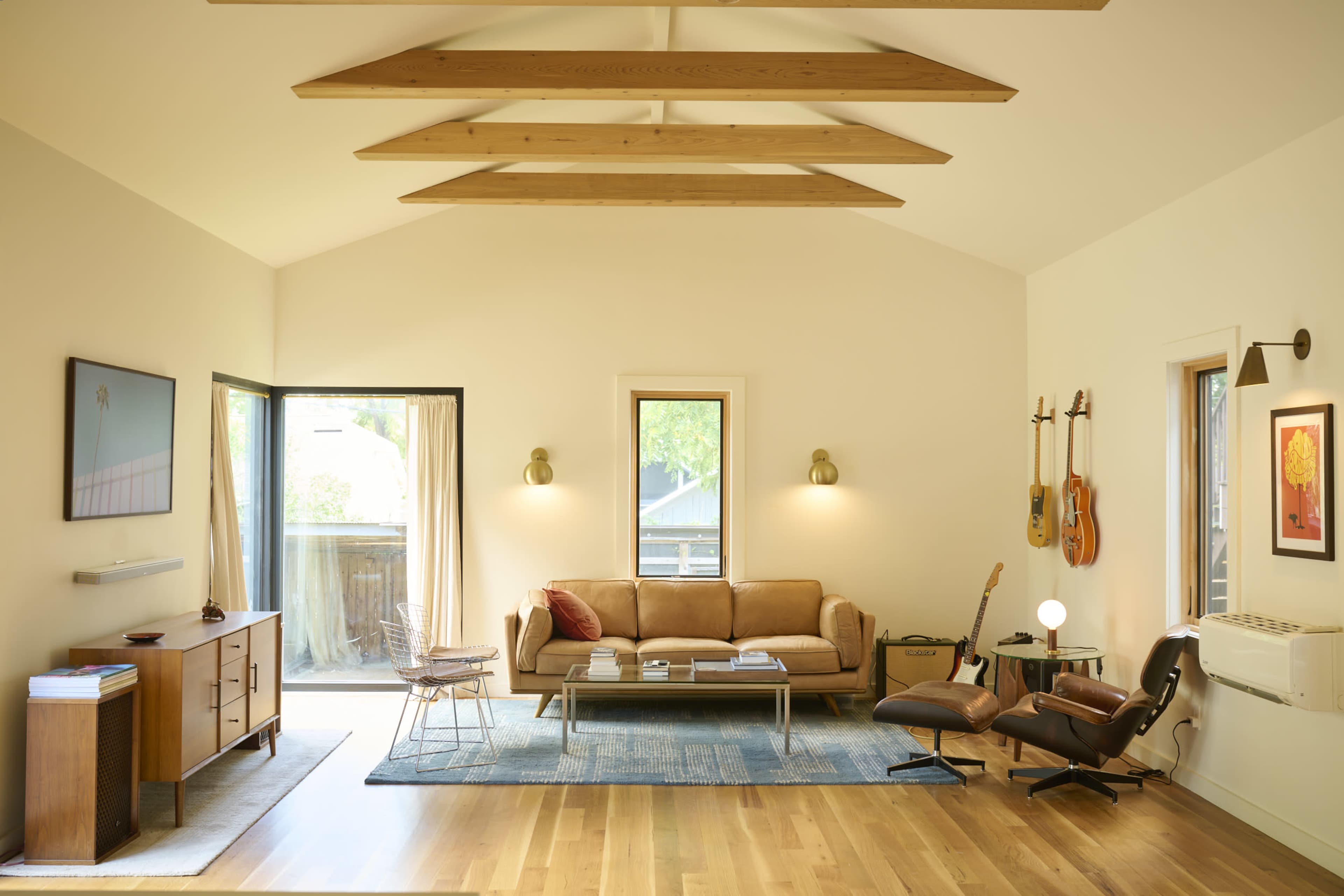 Cozy Photo/Video Studio Image in East Nashville, Nashville, TN