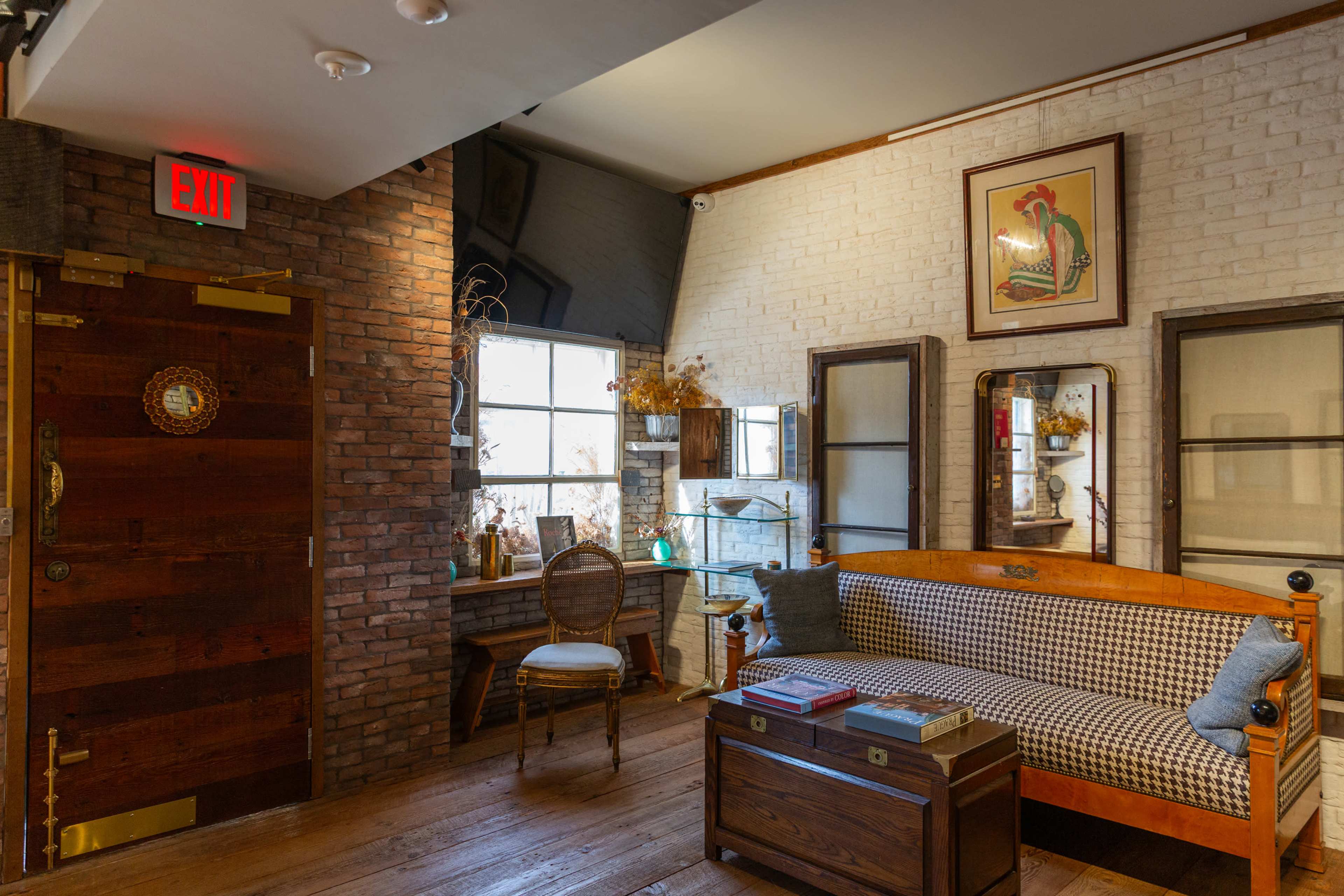 Premium Retail & Event Venue with Prime Street Presence Image in Silver Lake, Los Angeles, CA