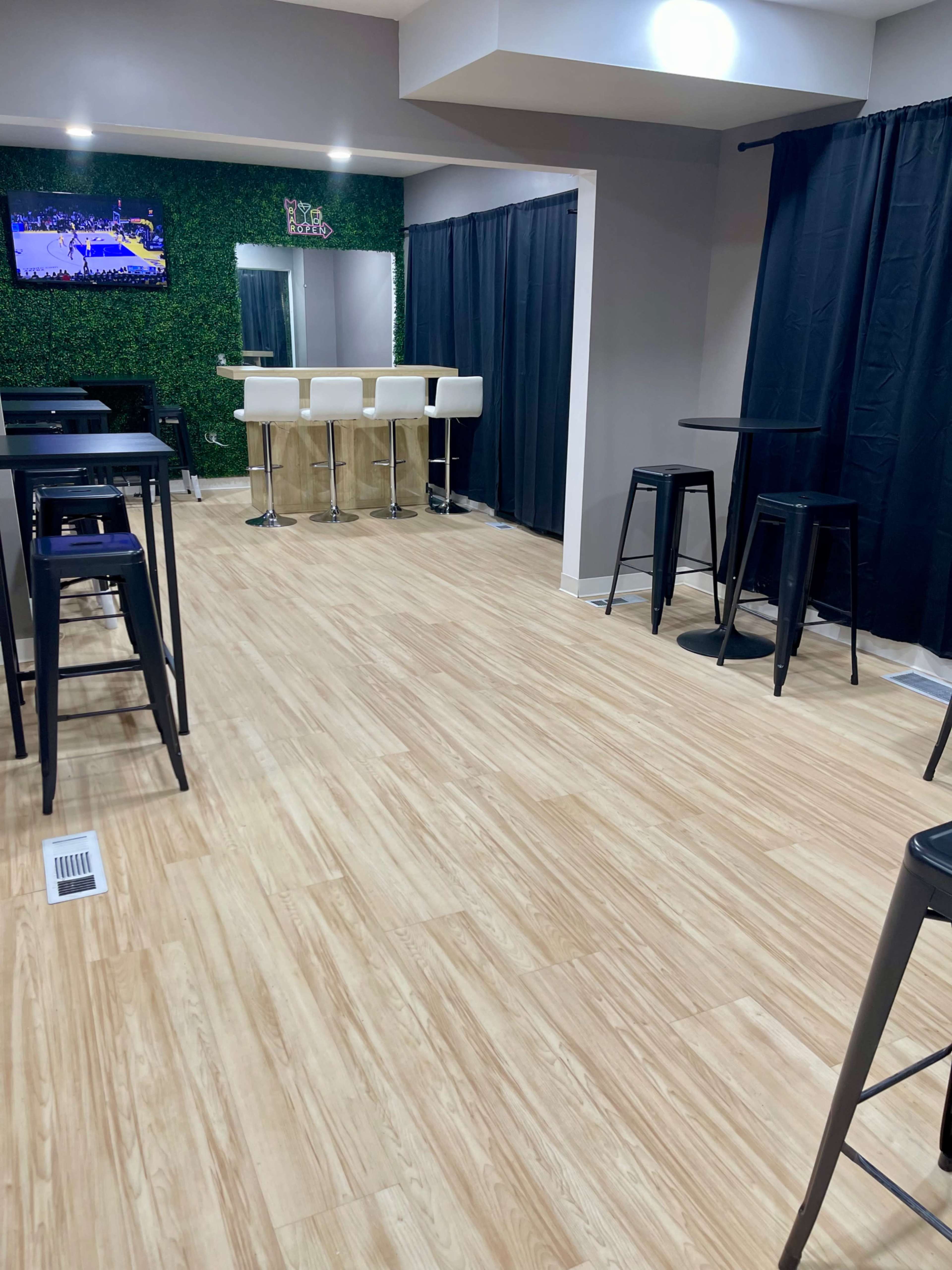 Modern Upscale Lounge Perfect for Private Events, Parties and Celebrations Image in United Neighbors Together, Rochester, NY