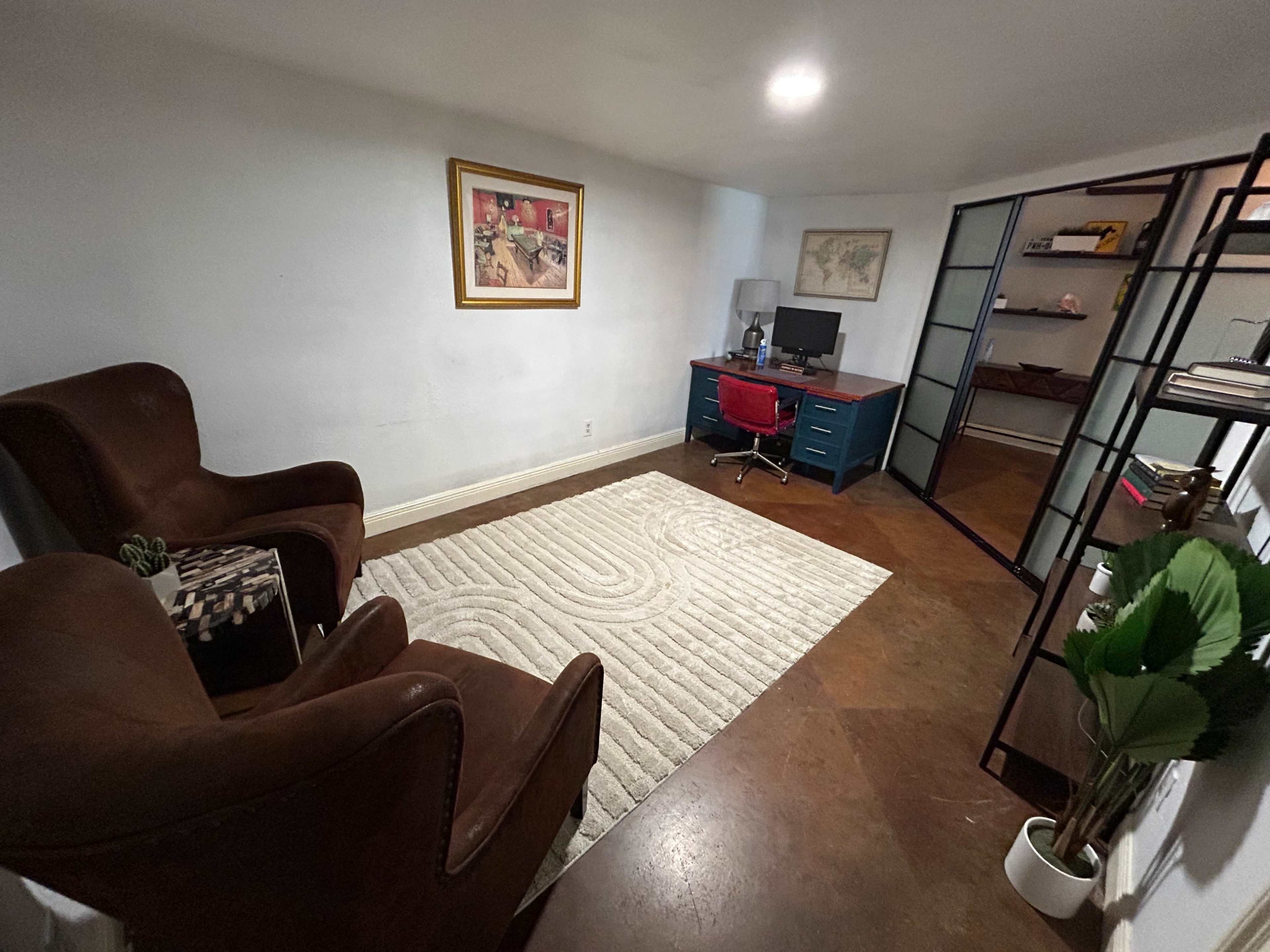 Urban modern industrial loft Image in Deep Ellum, Dallas, TX