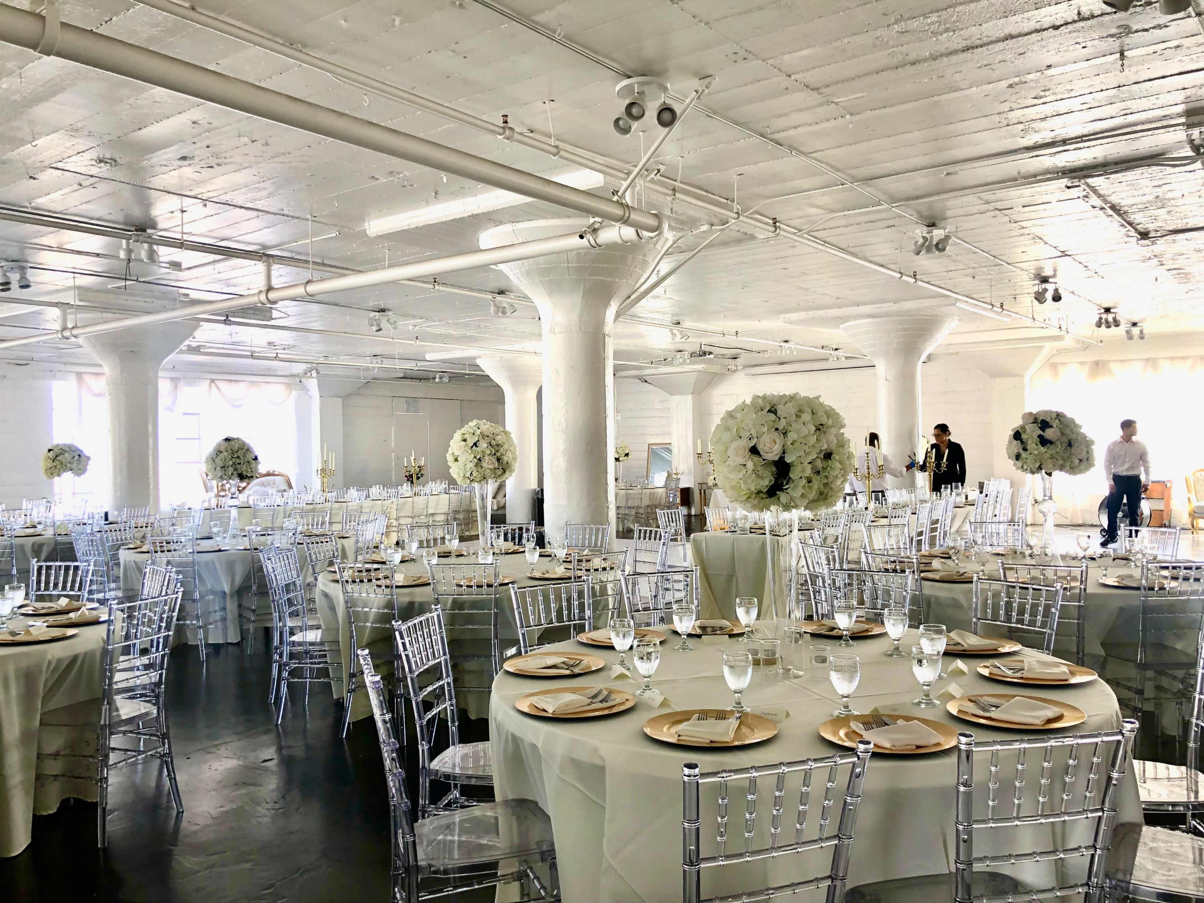 Skyline Loft / 6000 SF DTLA Open Studio / Blank Slate for Events Image in Central LA, Los Angeles, CA