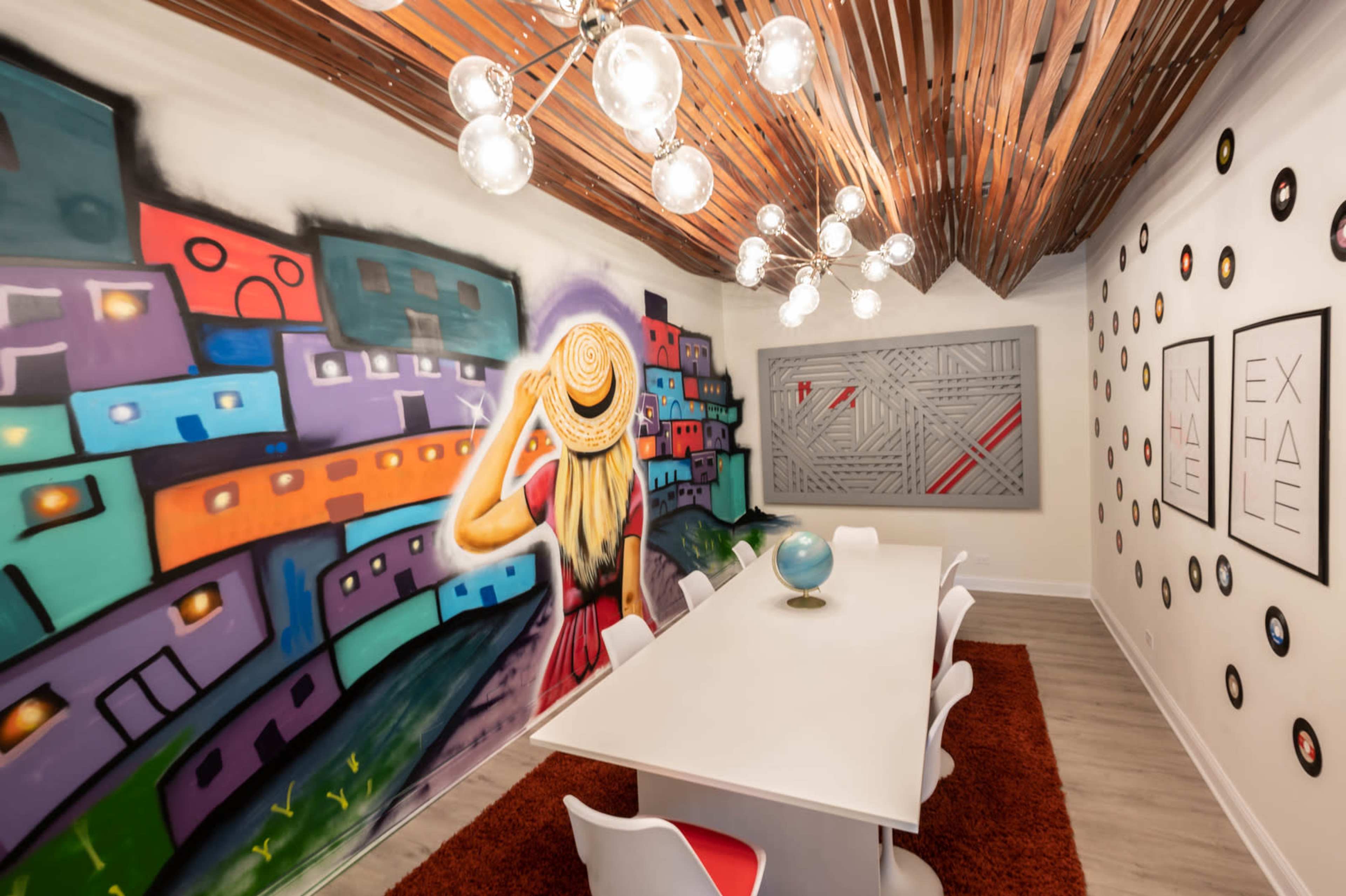 Dynamic Meeting Space with Artistic Vibe and Modern Touches Image in Lincoln Park, Chicago, IL