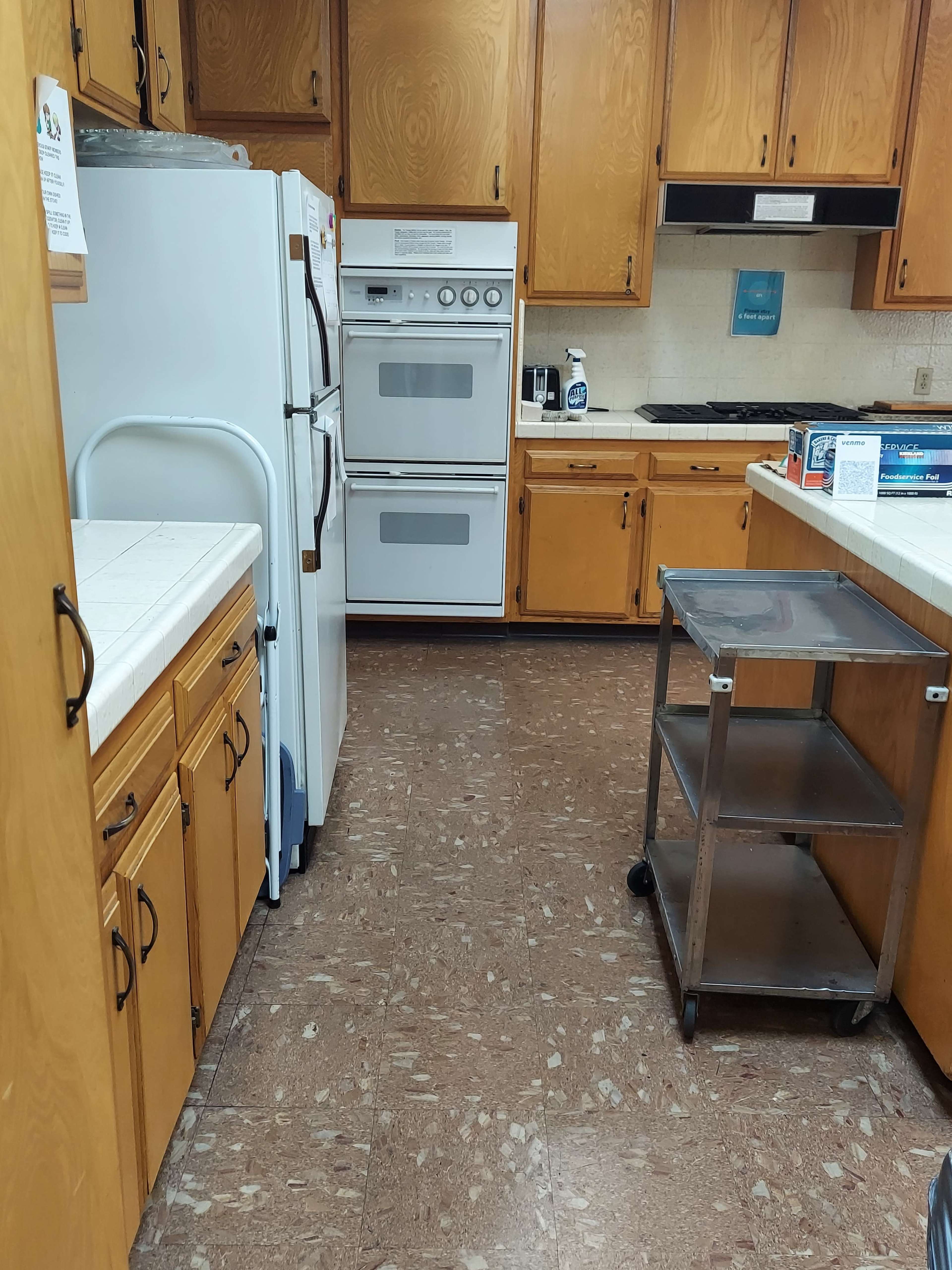 VERSATILE BUILDING! MUST SEE! Office, kitchen, large meeting room, classrooms, courtyard, various outside doors. Image in Burbank, Burbank, CA