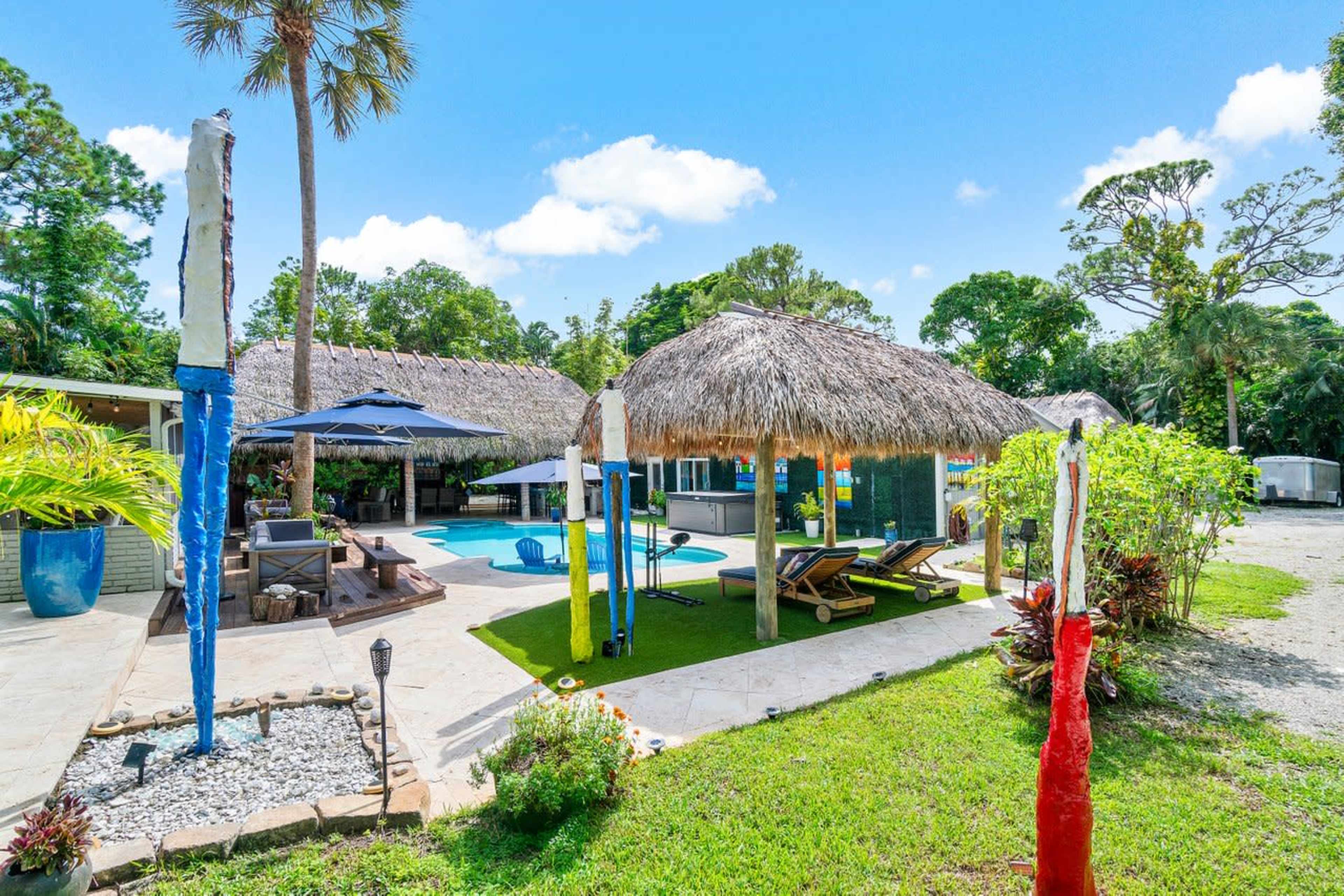 Artist Resort with 1 acre property near downtown Delray Beach.  Close to Ocean Image in , Delray beach, FL