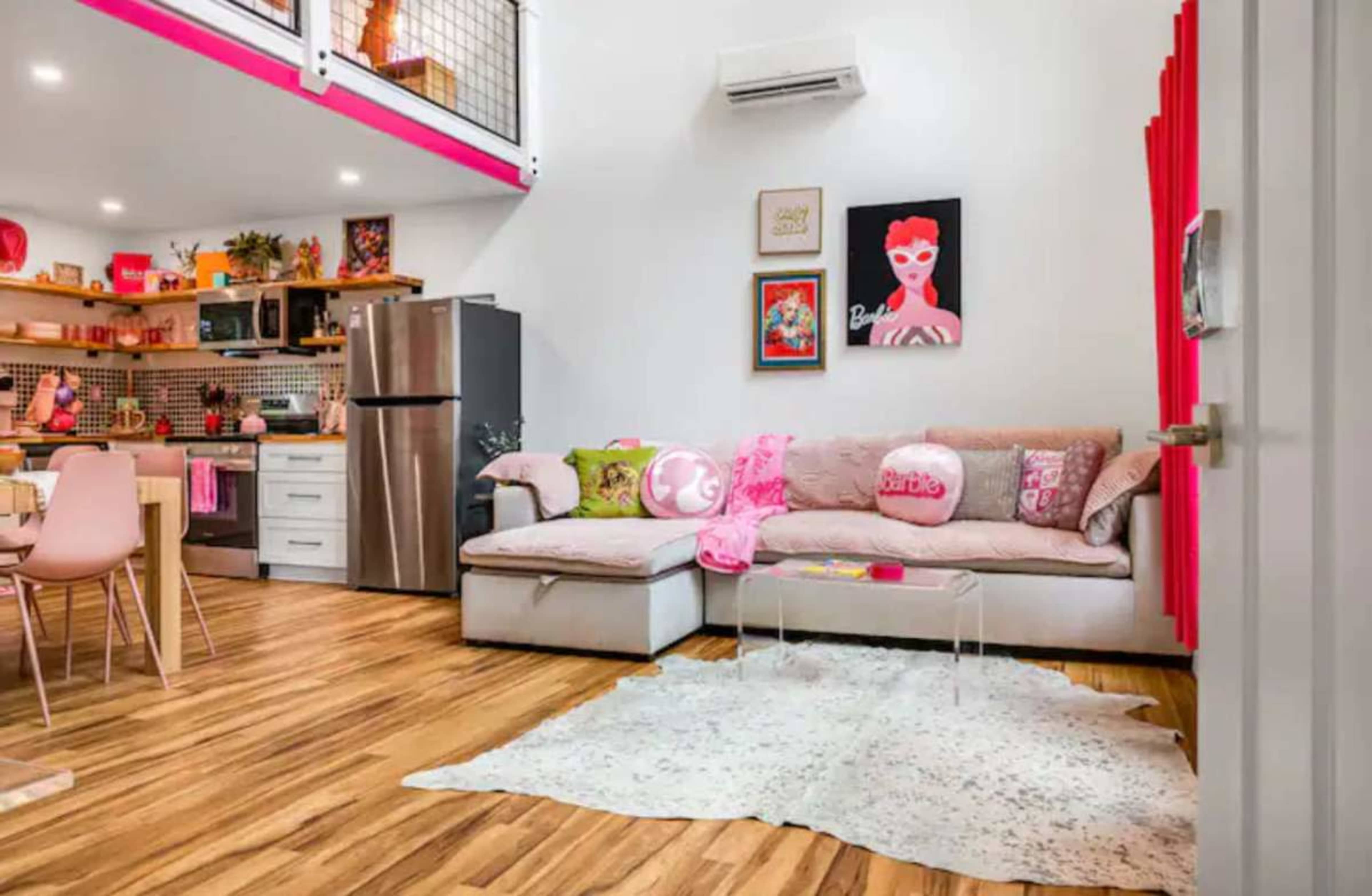 Black Mountain Barbie House 5 Min from Town Image in , Black mountain, NC