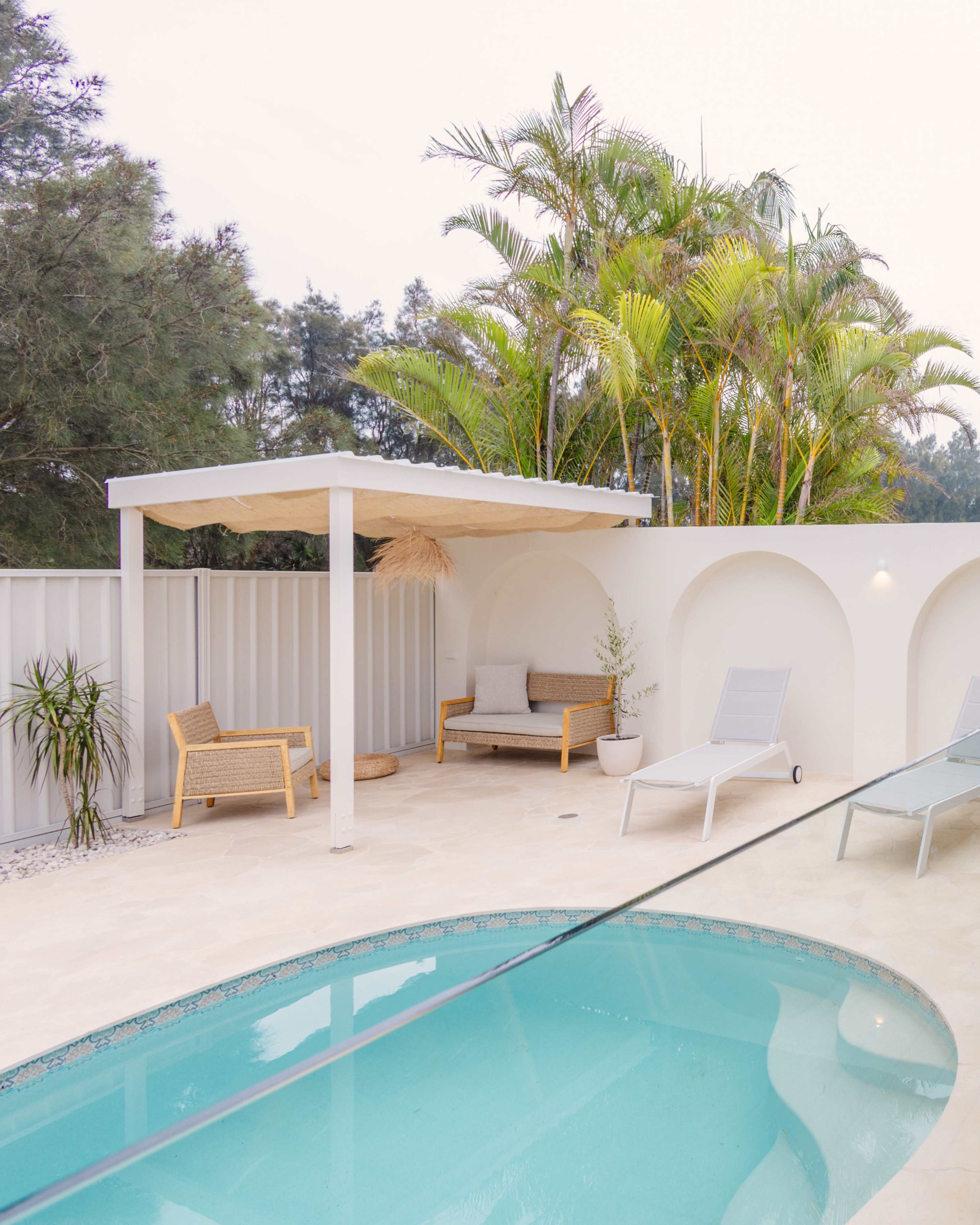 South Coast Mediterranean Pool House Image in Woonona, Woonona, NSW