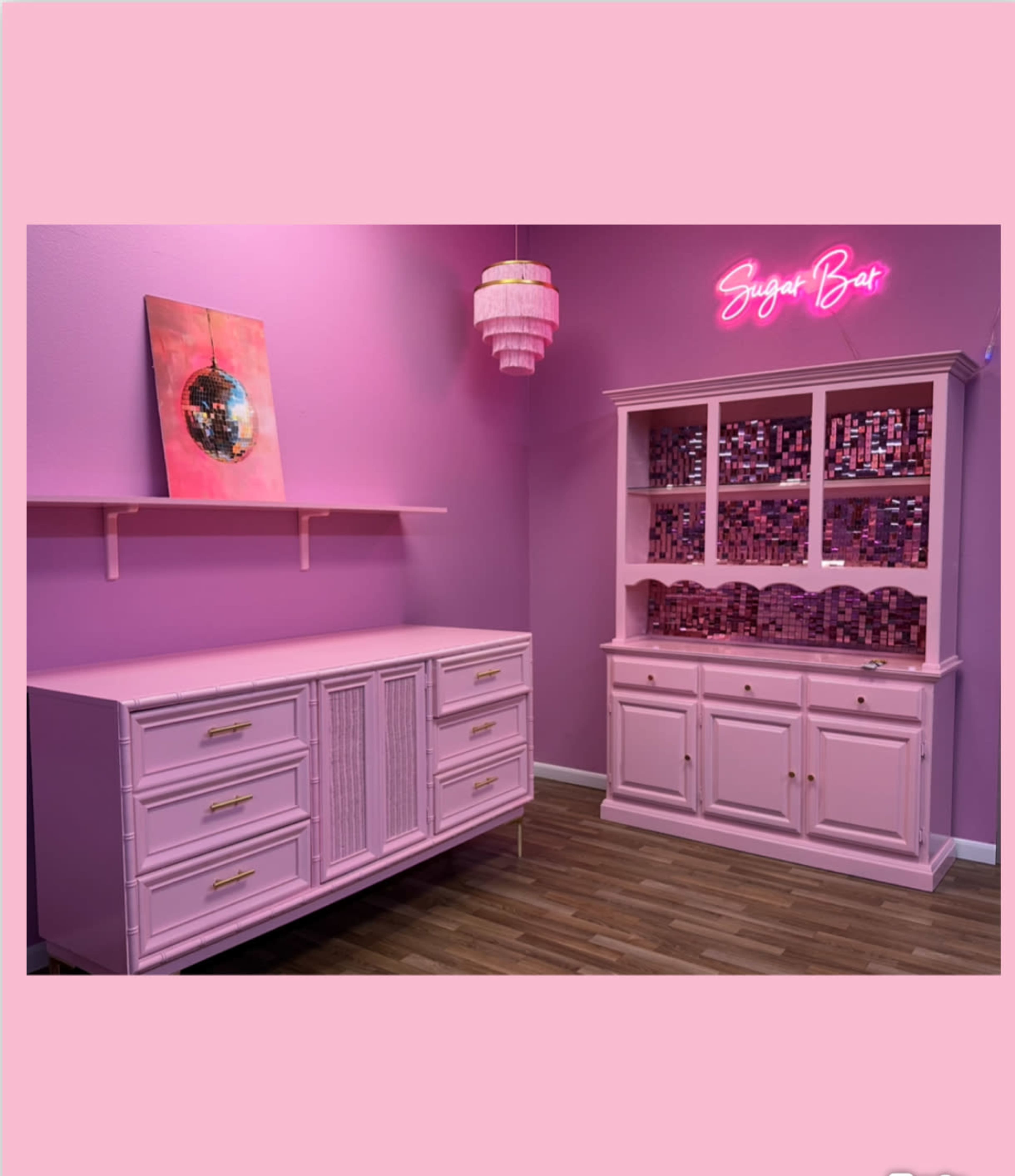 Fully Furnished, All Pink Venue Image in Florin, Sacramento, CA