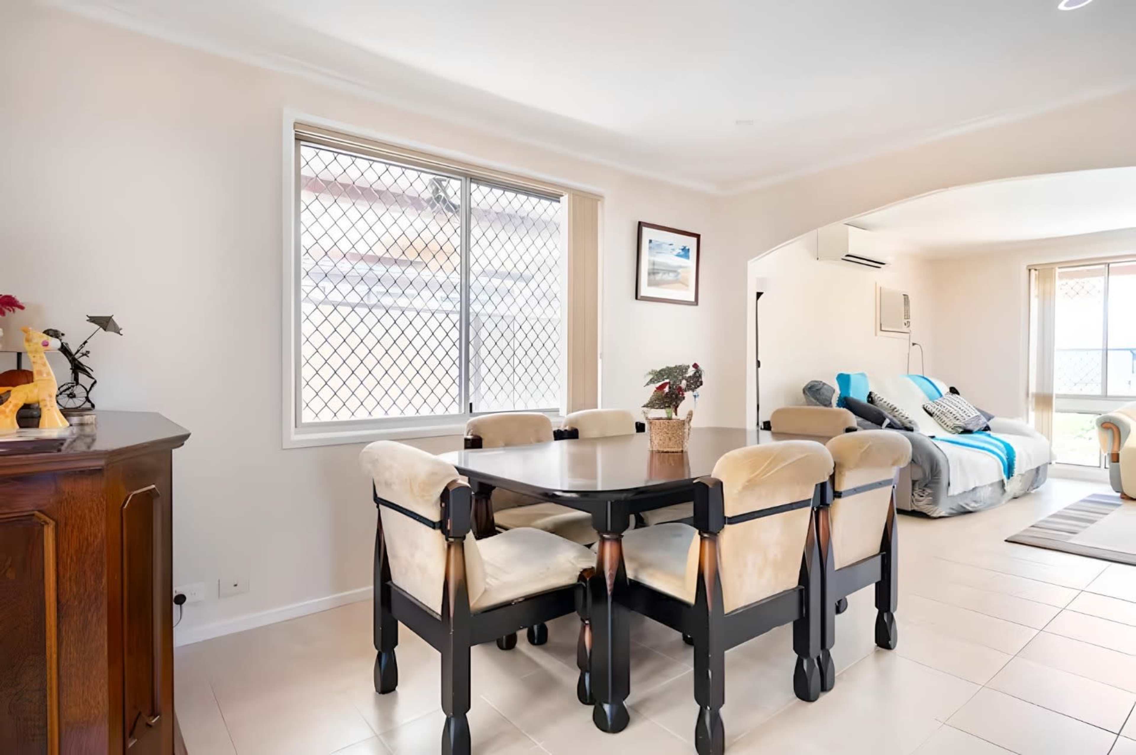 Quiet Kingswood Home with Spacious Kitchen & Lounge Image in Kingswood, Kingswood, NSW