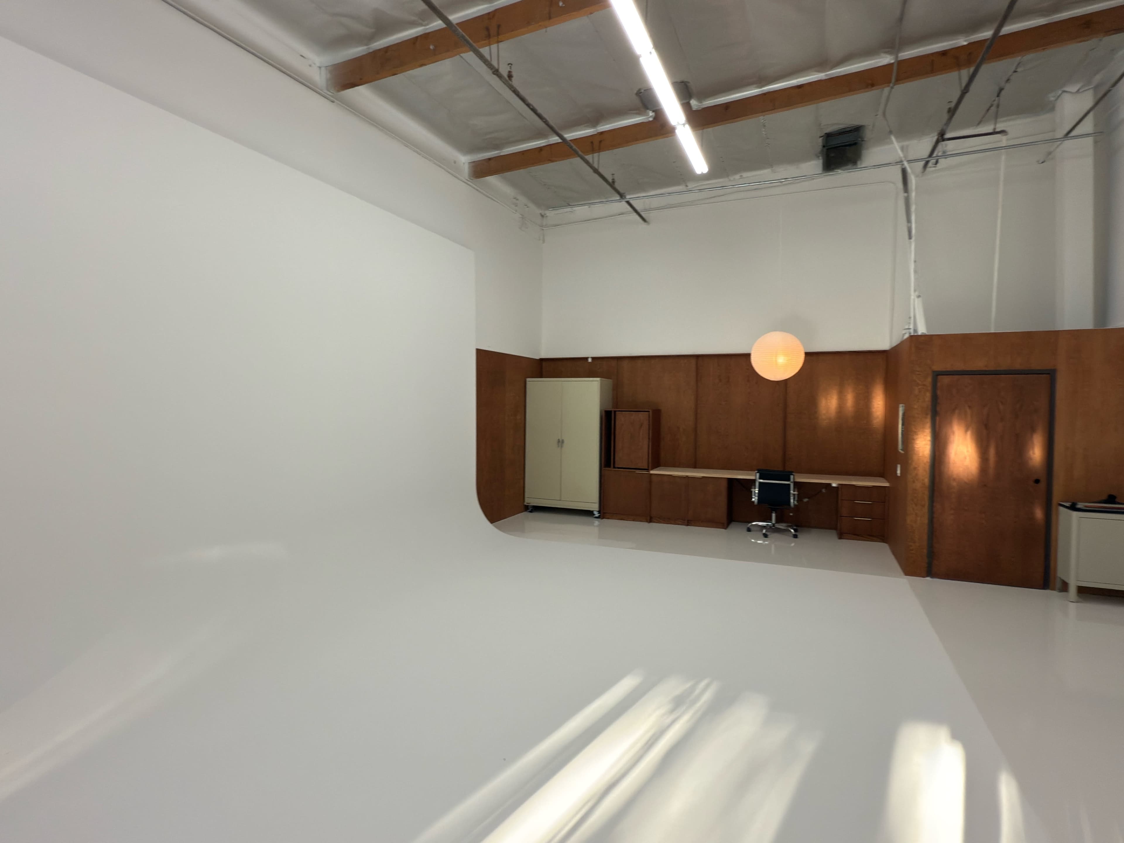 Mid-Century inspired Studio with Cyclorama Wall in Ventura, CA Image in Ventura, Ventura, CA