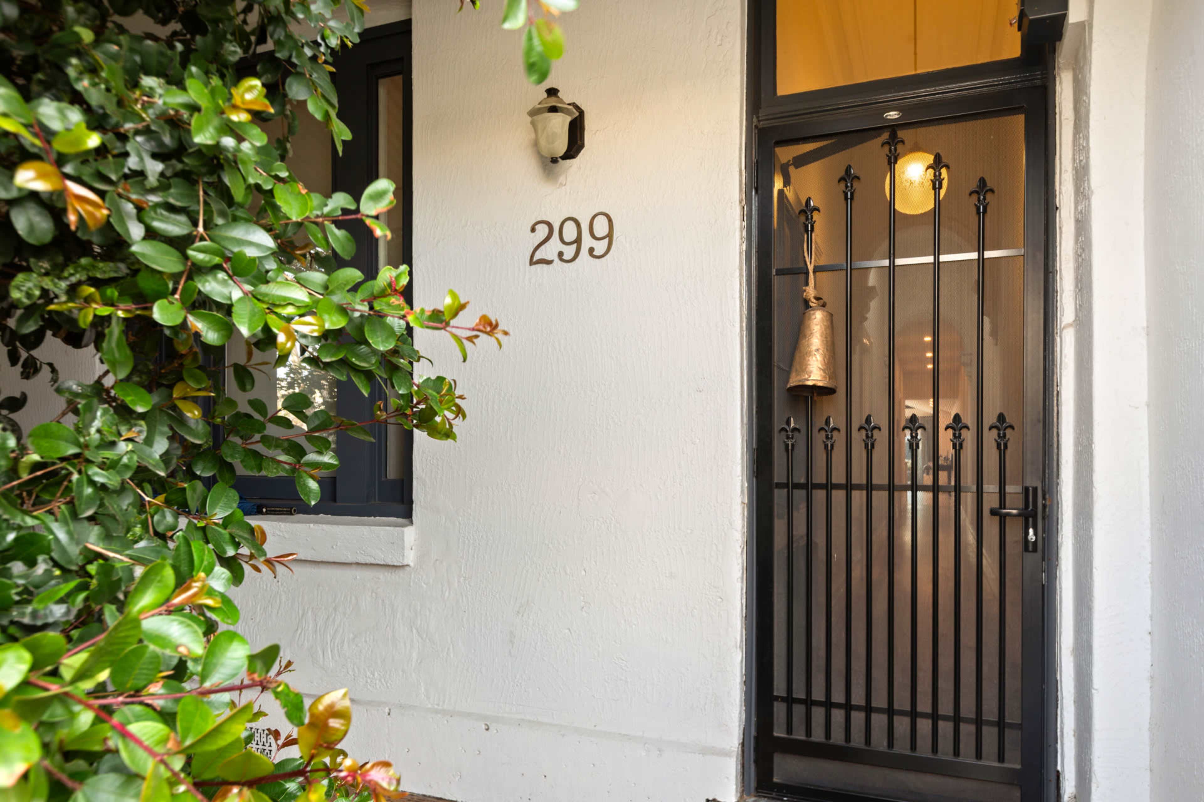 Victorian Era Home in peaceful street on city's edge Image in Carlton North, Carlton North, VIC