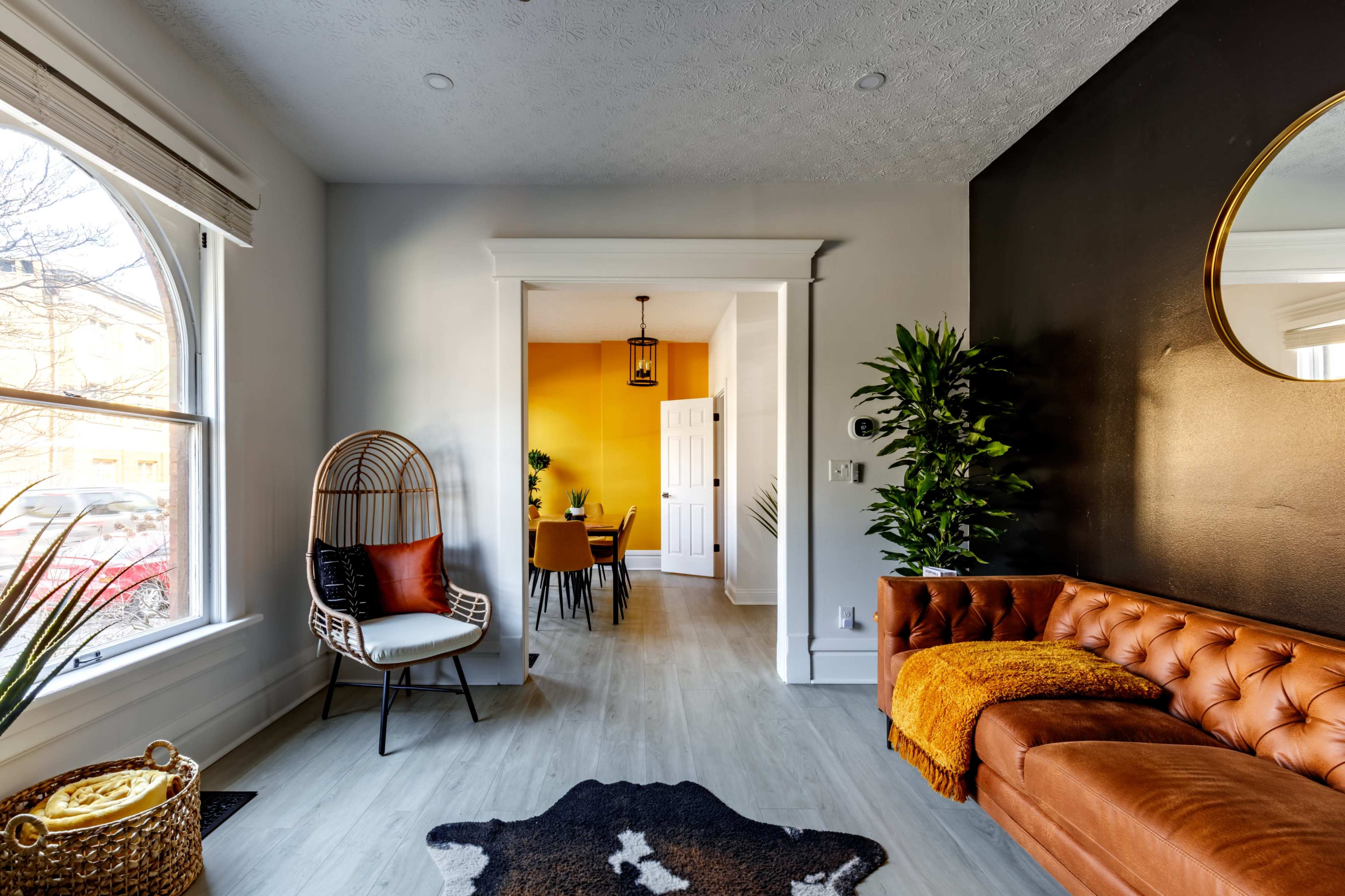 Casa Serena 🌿🐯 Convention - King Bed - Short North - Free Parking Image in Victorian Village, Columbus, OH