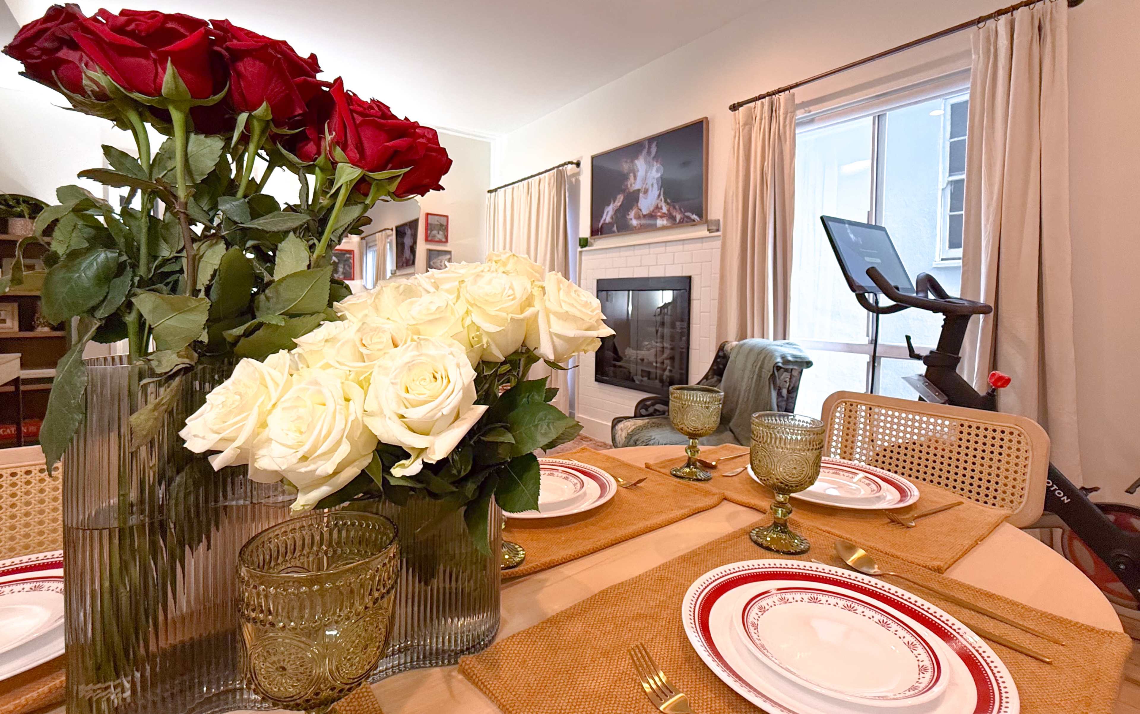 Designer Chic Retreat Apartment | Sensual, Cozy & Rich Image in Beverly Grove, LOS ANGELES, CA