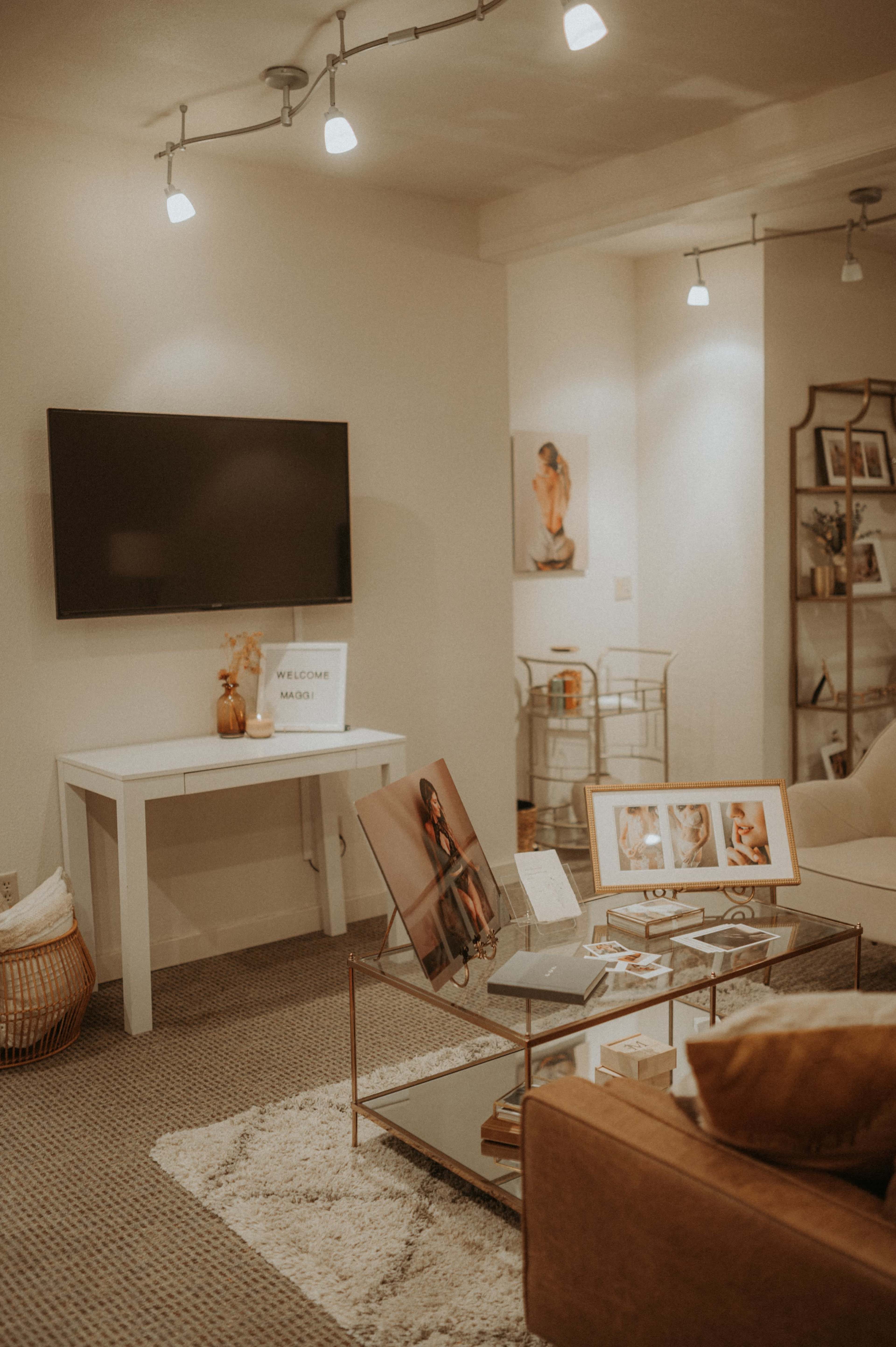 Spacious Natural Light Boho + Vintage Styled Studio in Meridian, Idaho Image in Meridian, Meridian, ID