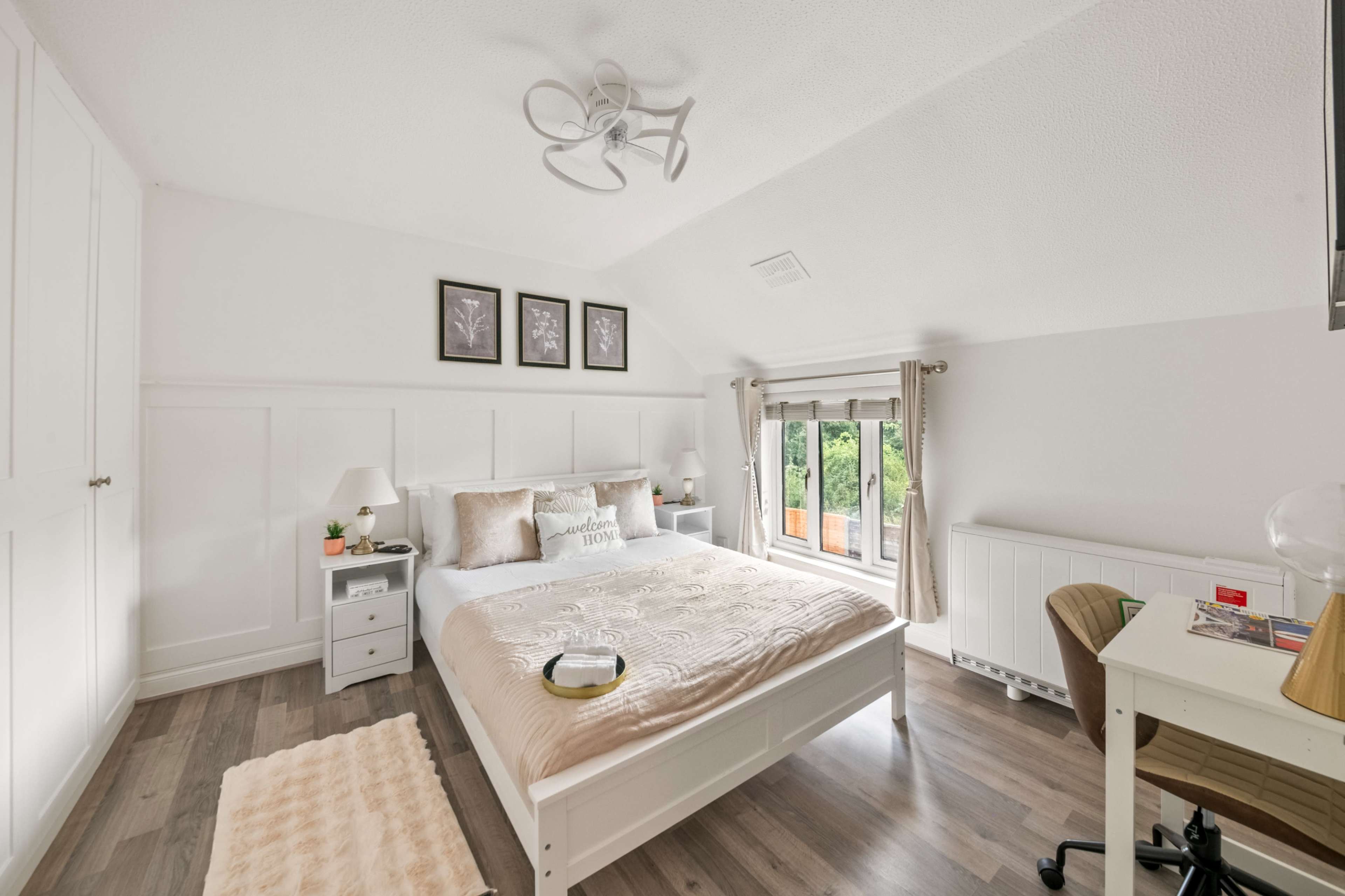 Radiant Retreat Datchet Image in Datchet Civil Parish, Slough, 