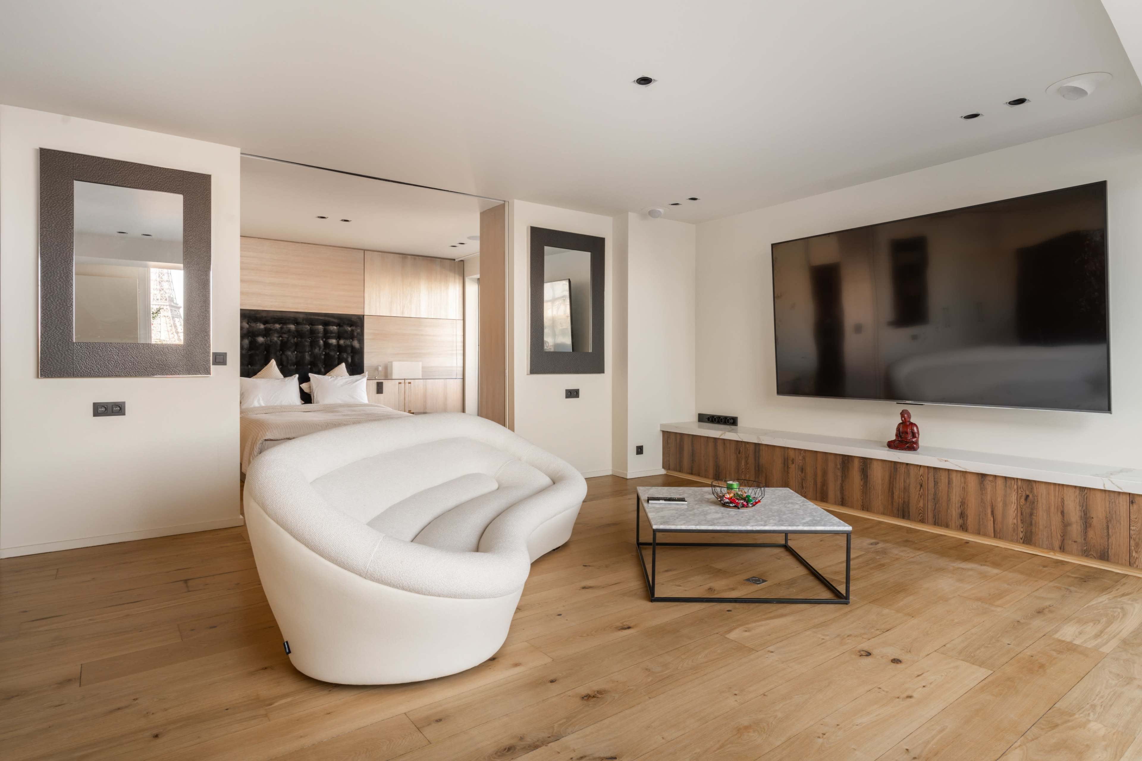 Splendide Appartement Rooftop Jacuzzi Vue Tour Eiffel Image dans Passy, Paris, 