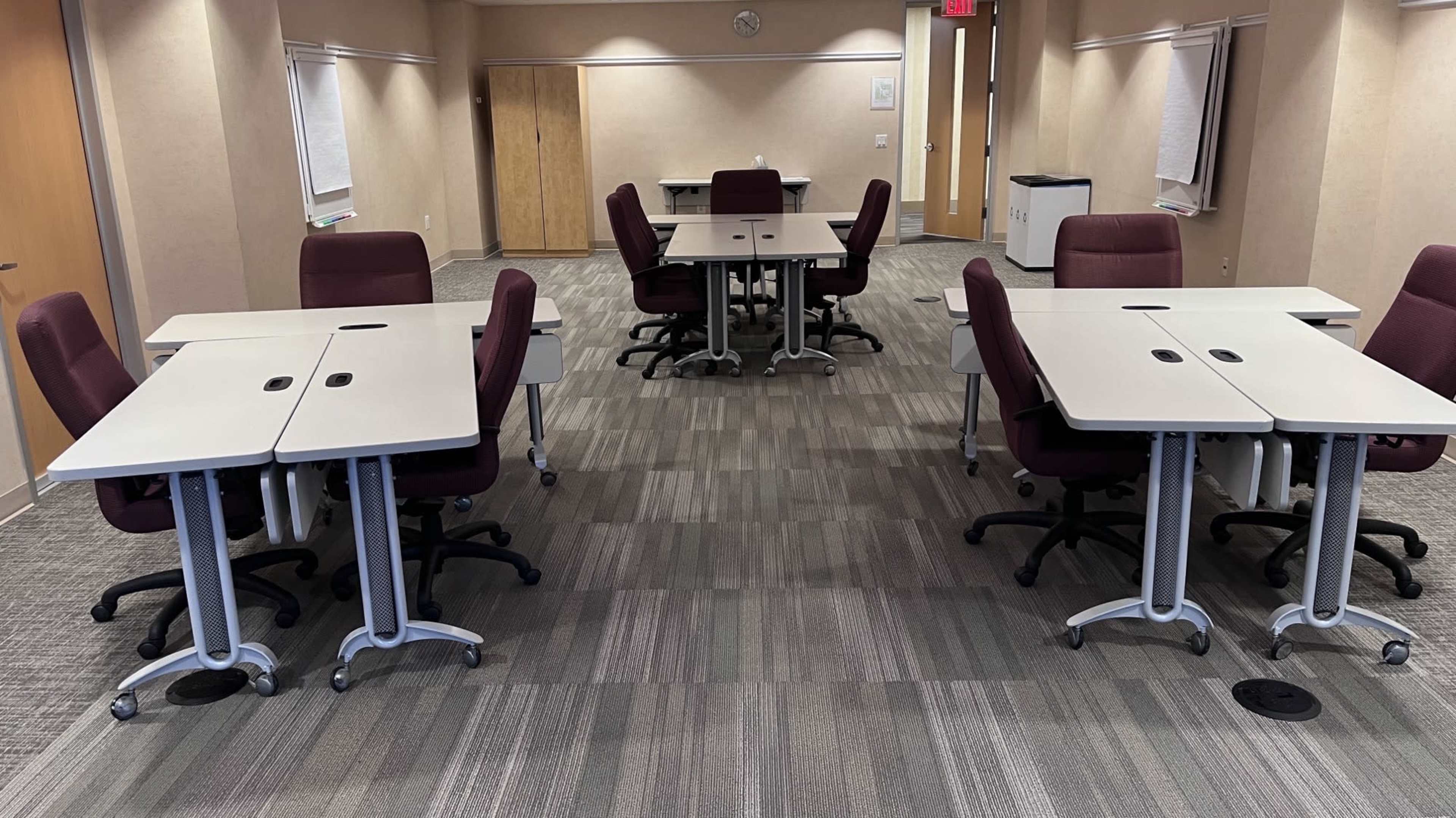 Room 207 - Professional Meeting Room Space located in Crystal City at National Landing Image in Crystal City, Arlington, VA