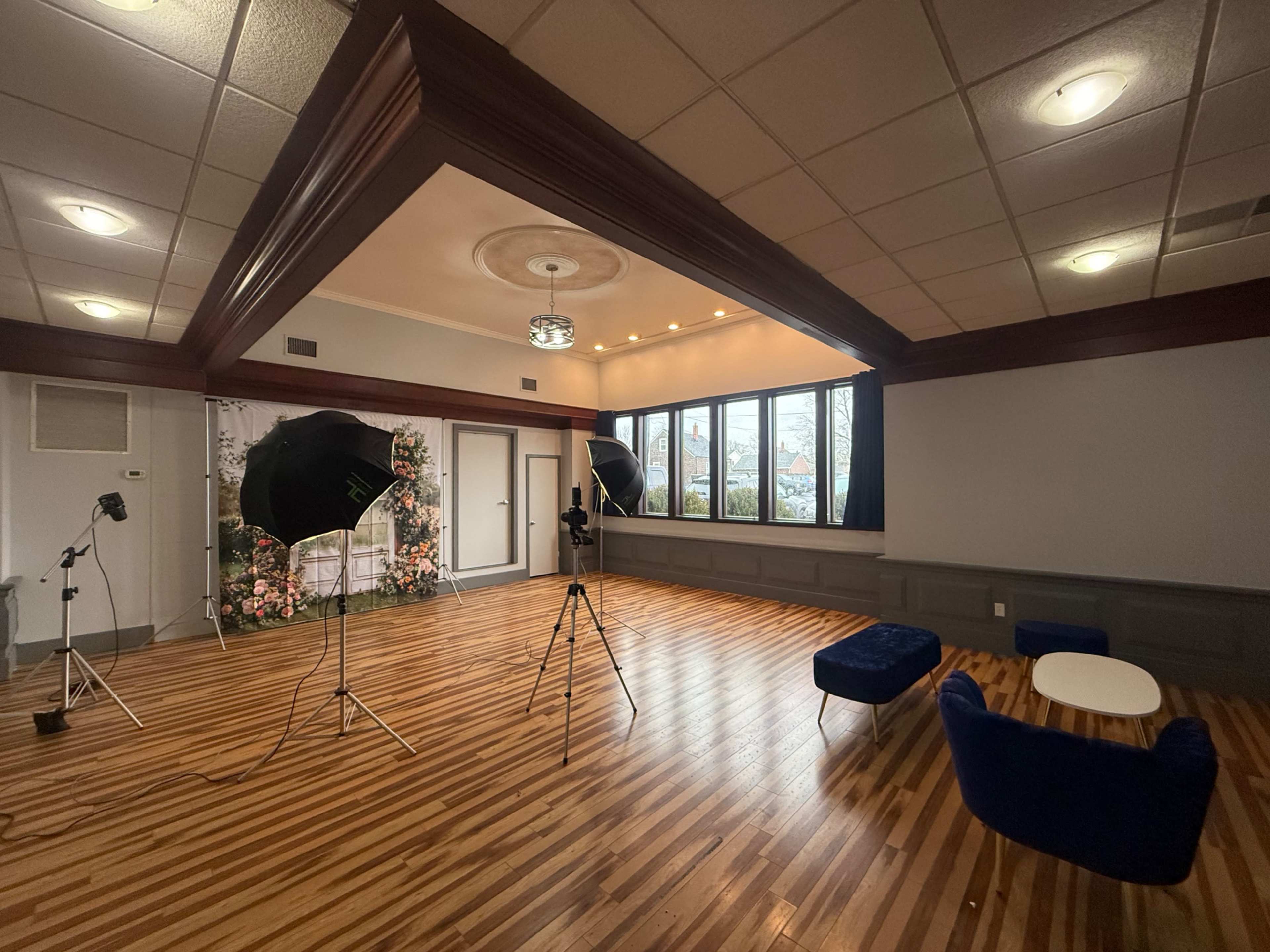 Photography Studio Image in Amherst, Tonawanda, NY