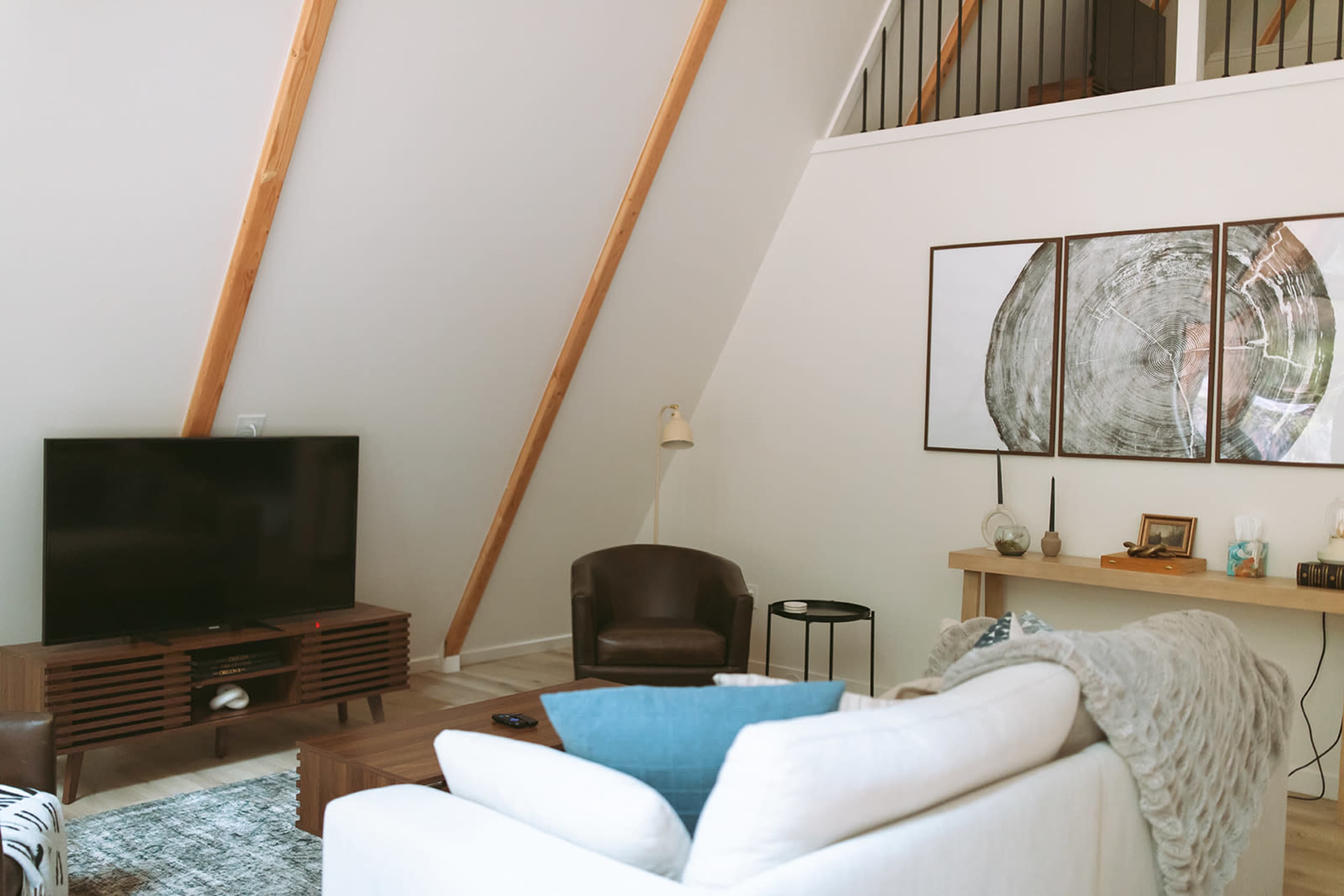 Luxury A-Frame on Mt Hood Image in Mount Hood Village, Rhododendren, CA