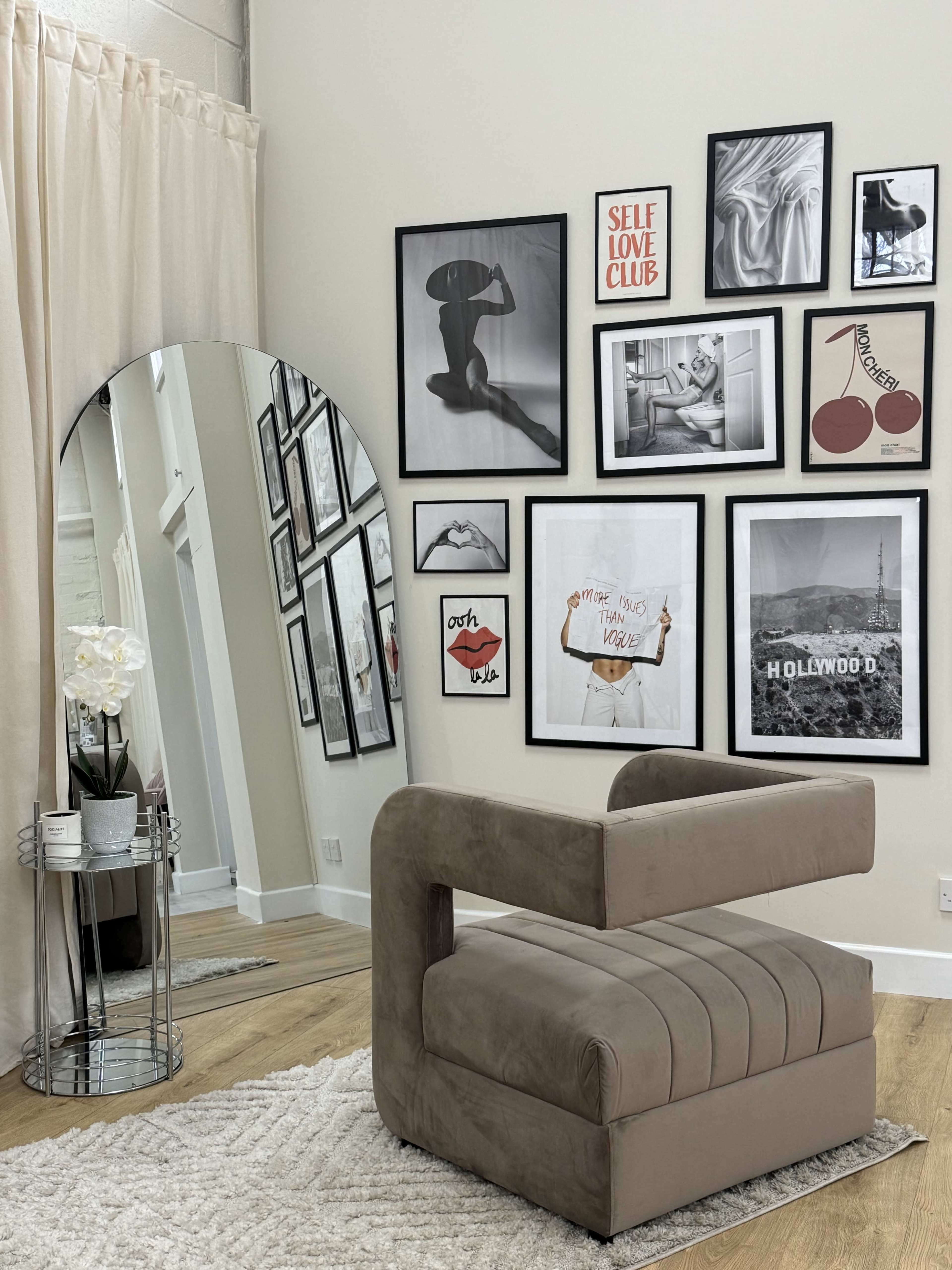 Multi-Backdrop Studio Image in North Weald Bassett, Essex, ENG