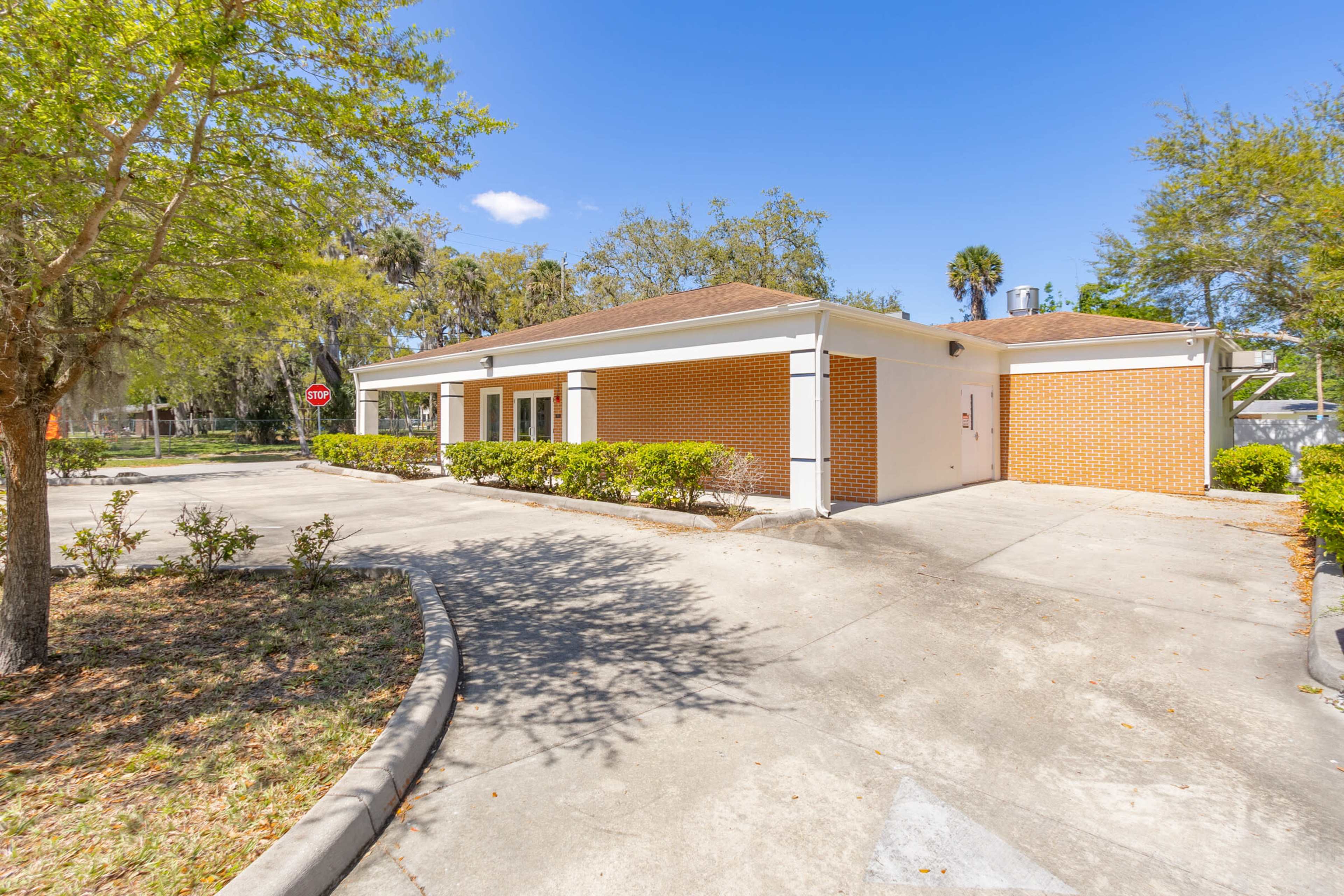 Downtown Titusville Commercial Kitchen with 80 Person Seating Image in Titusville, Titusville, FL