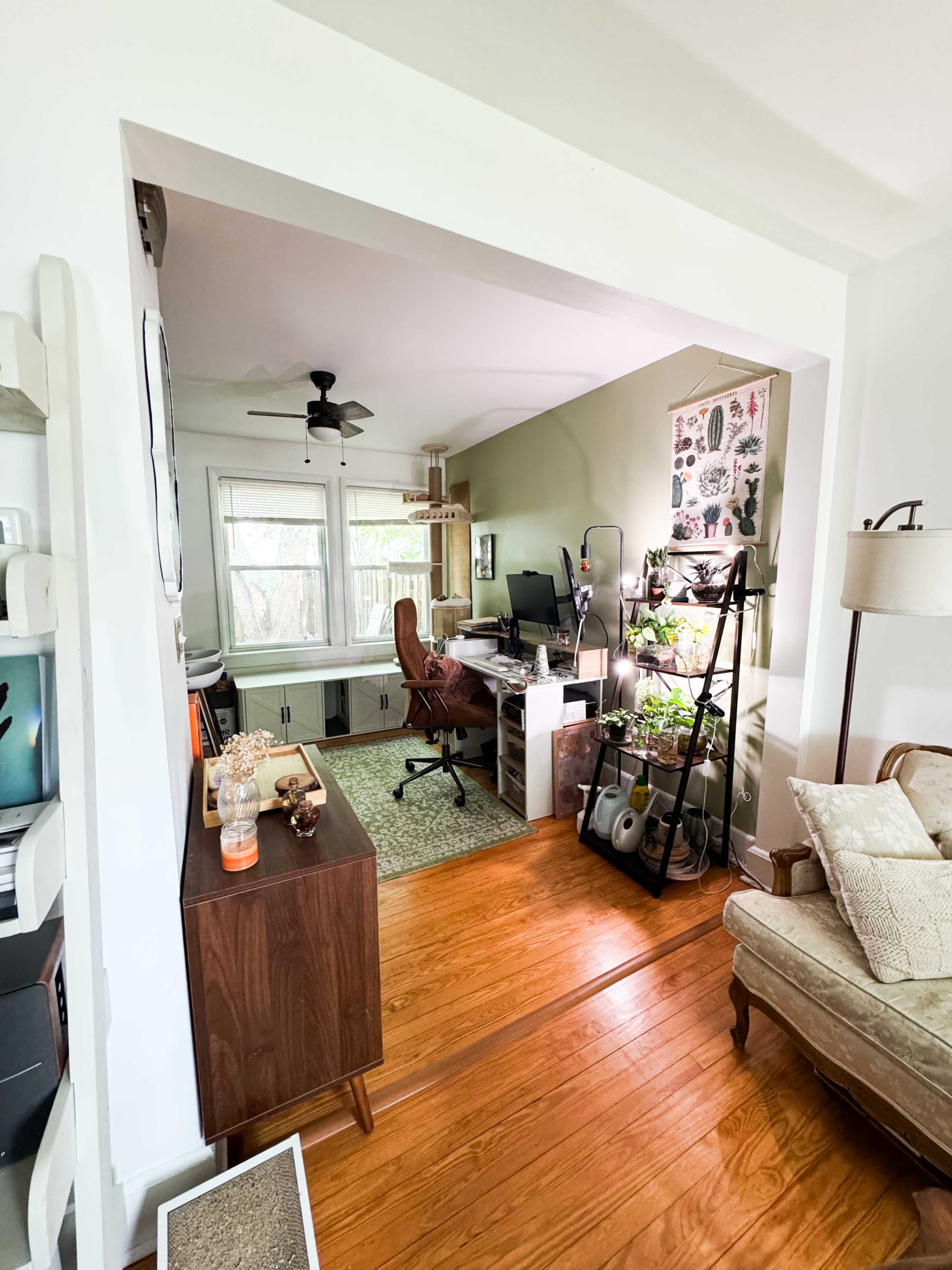 Natural Light in Vintage Townhome Image in Dundalk, Dundalk, MD