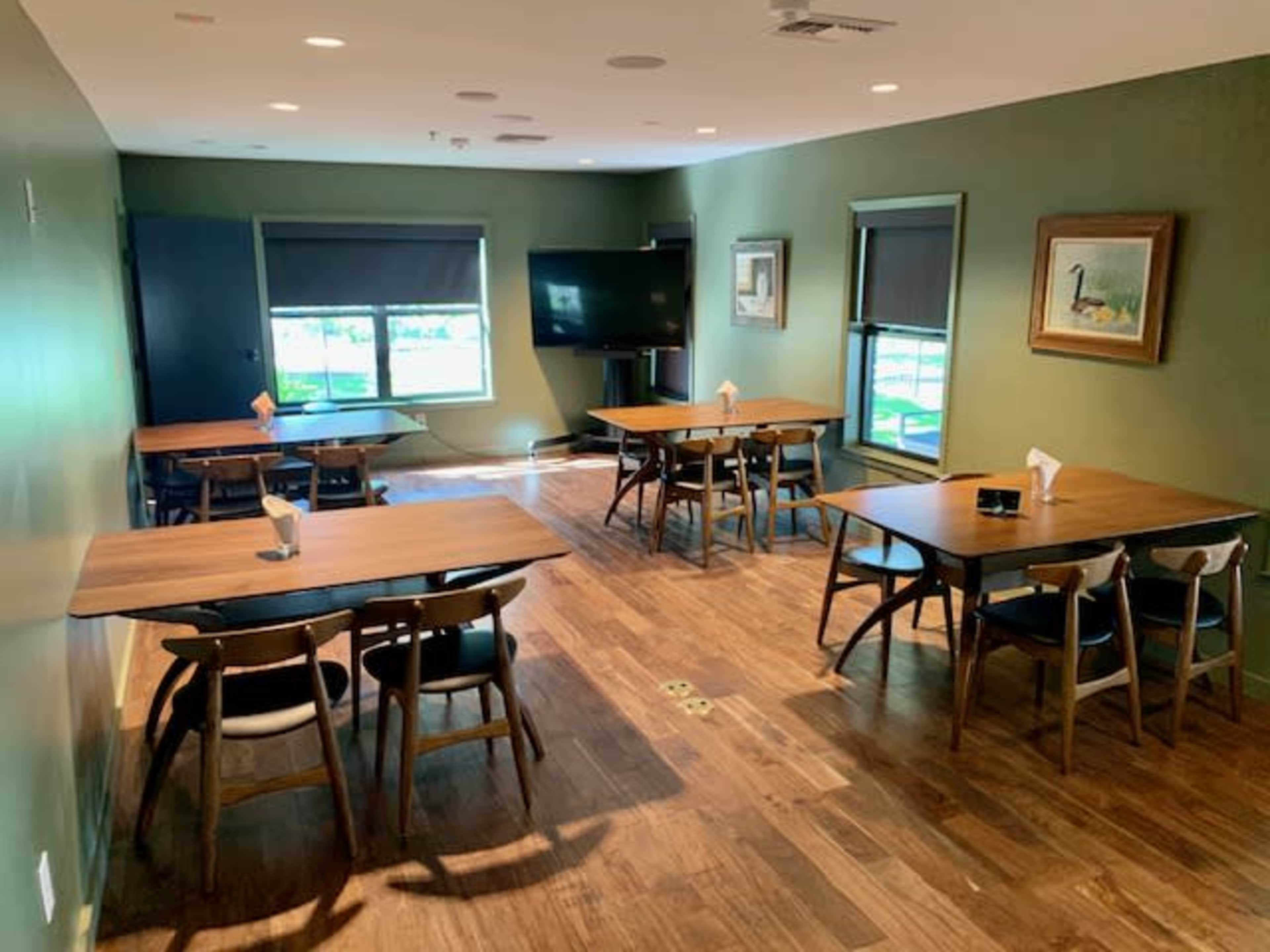 Mid Century Modern bar and lounge near downtown Image in Round Rock Original Plat, Round Rock, TX