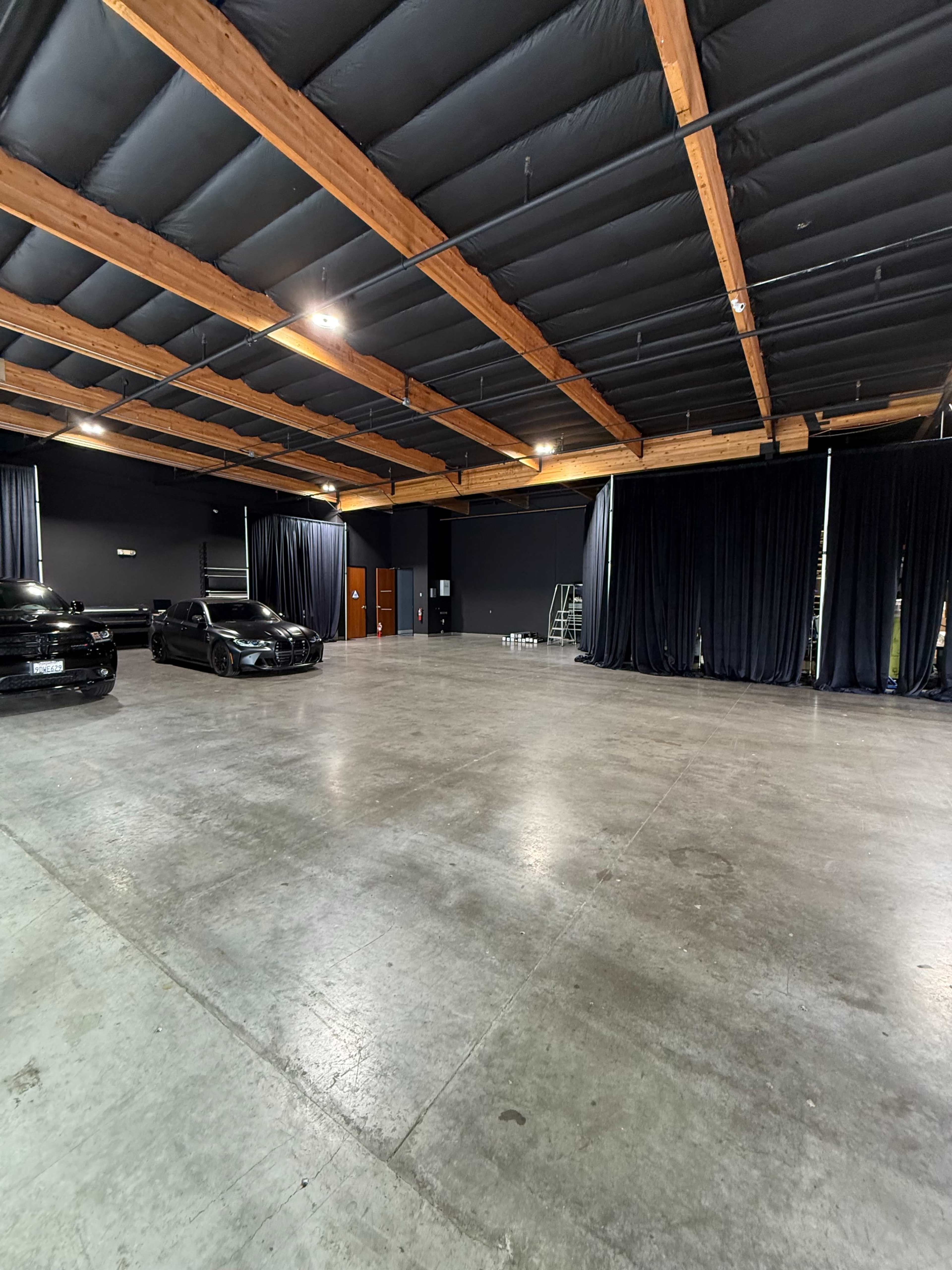 San Jose Spacious Warehouse for Baby Showers, Birthdays, Graduations or Corporate Events Image in Berryessa, San Jose, CA