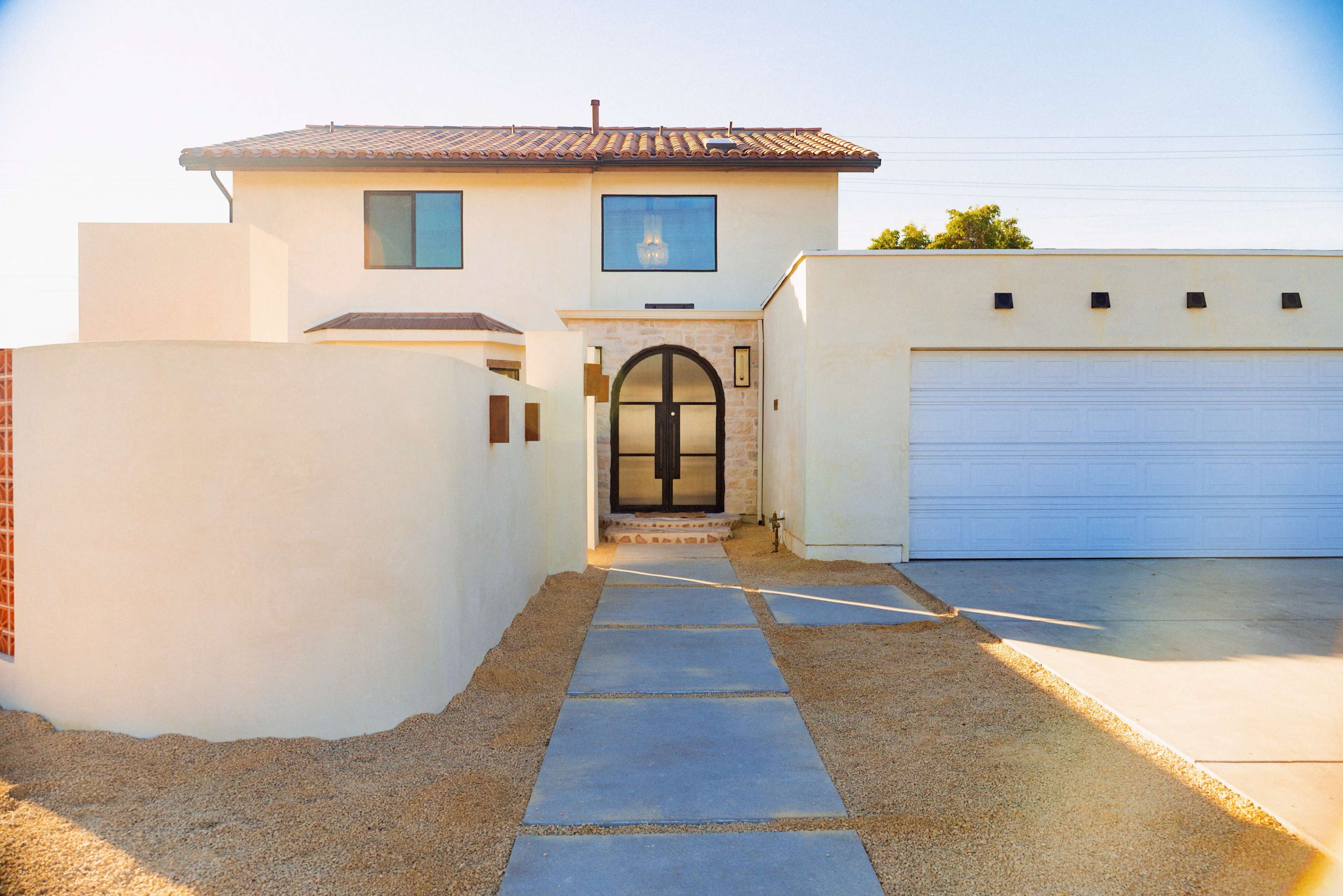 Villastino: Spanish-Mediterranean Home for your next Production as seen on the Magnolia Network Image in Winnetka, Winnetka, CA